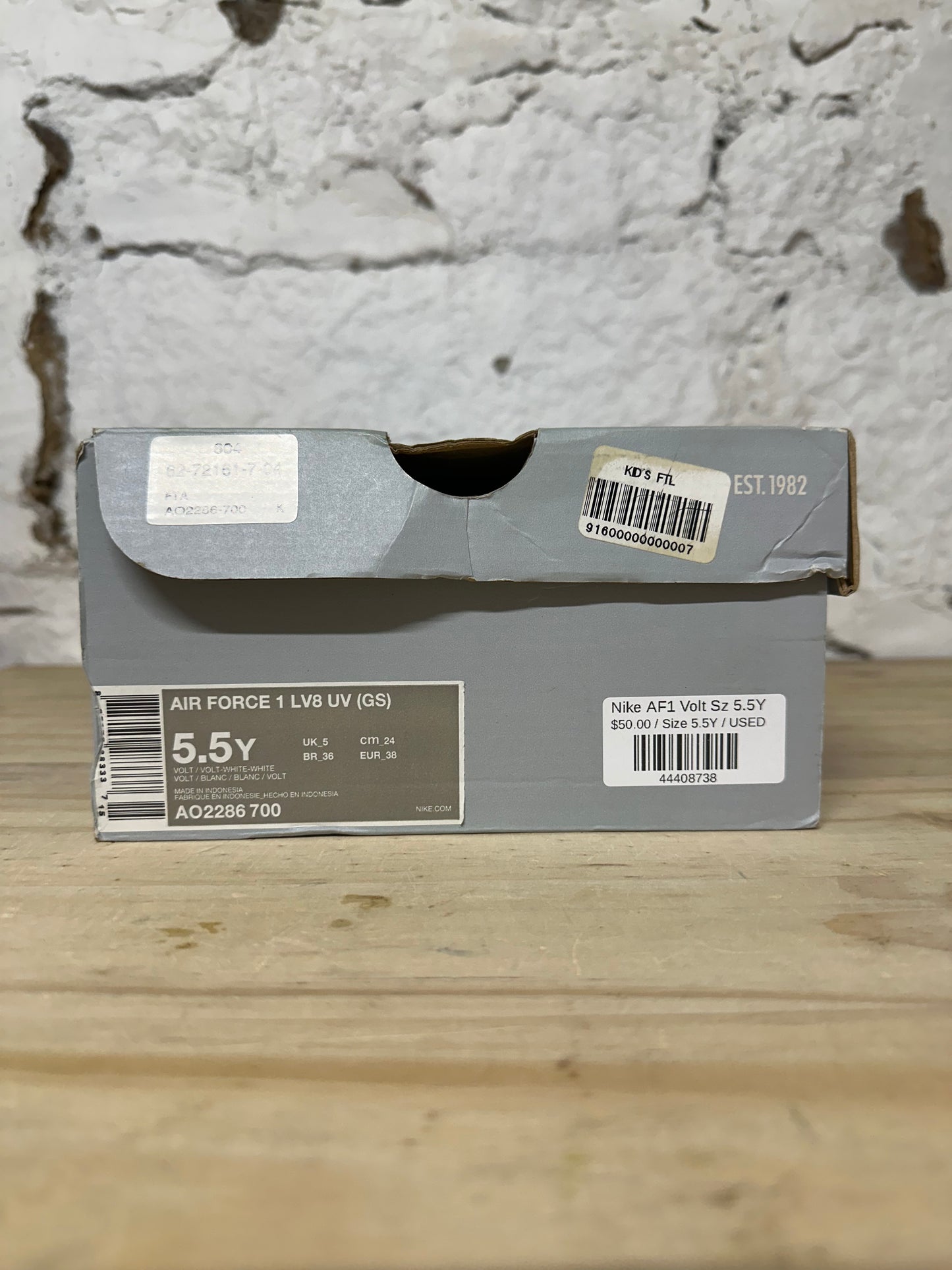 Nike Air Force 1 Low Volt Sz 5.5Y