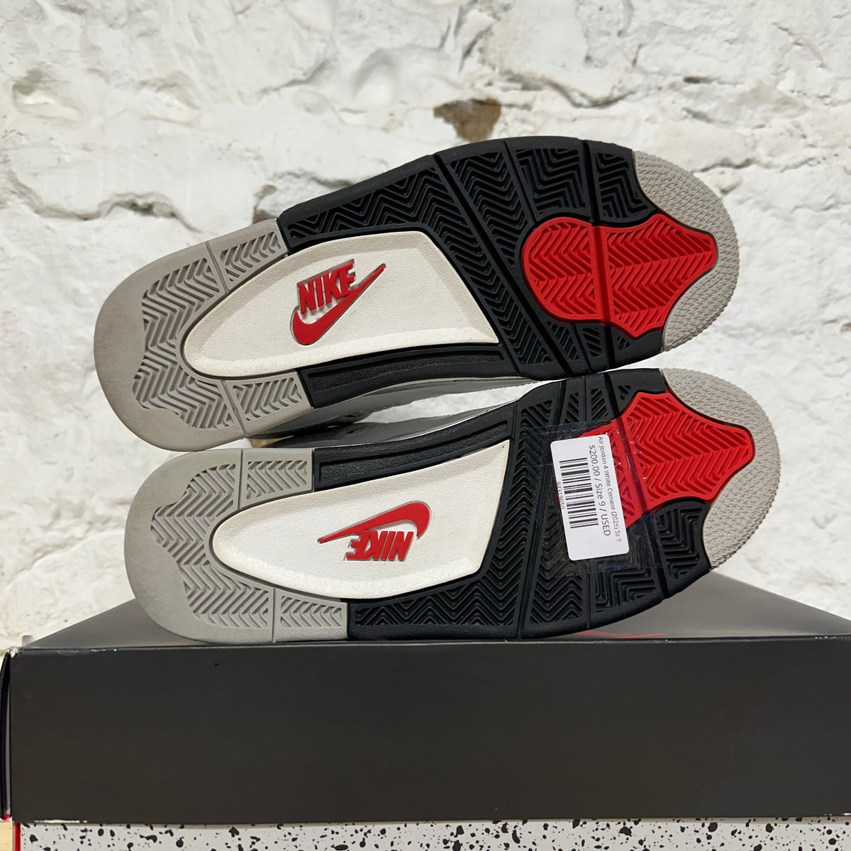 Air Jordan 4 White Cement (2025) Sz 9