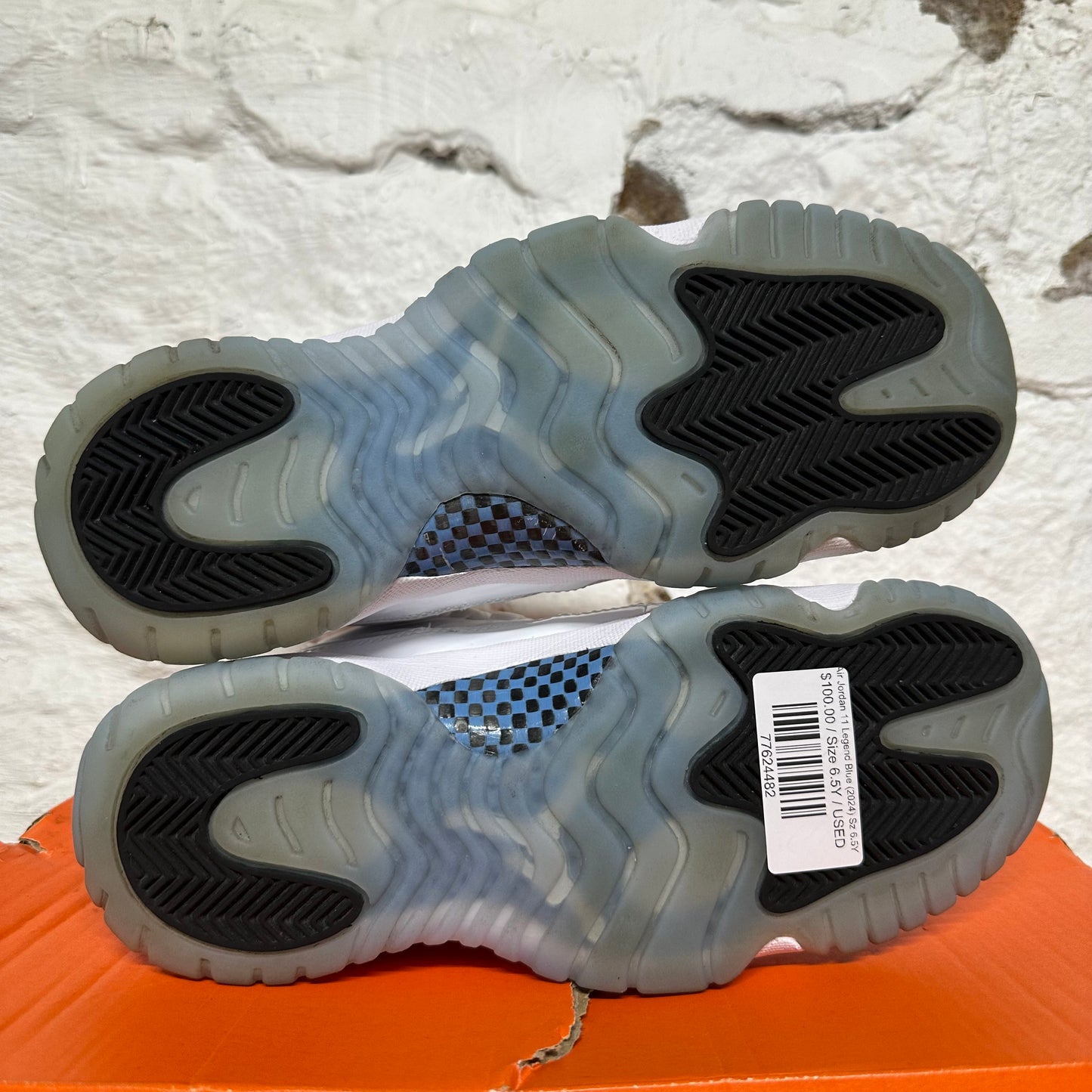 Air Jordan 11 High Legend Blue (2024) Sz 6.5Y