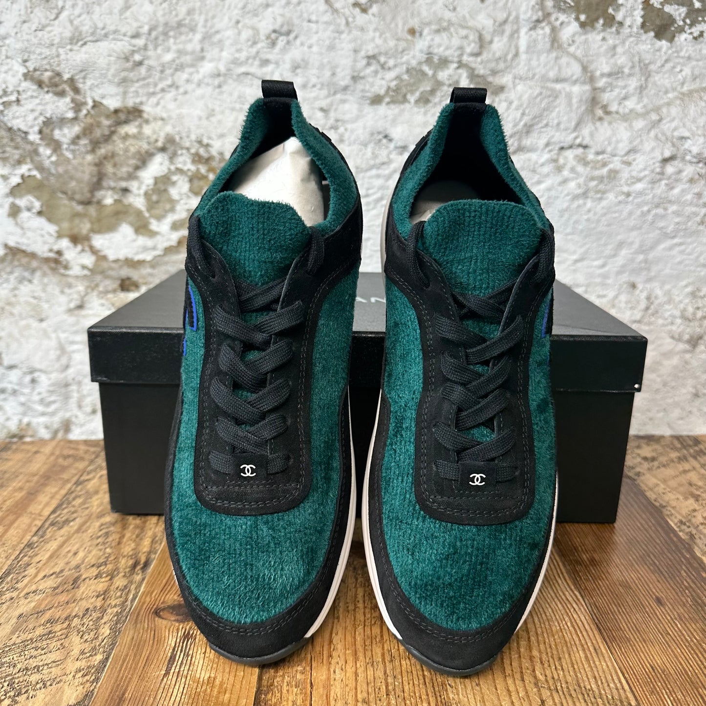 Chanel Black CC Green Black Trainer Sz 9 (42)