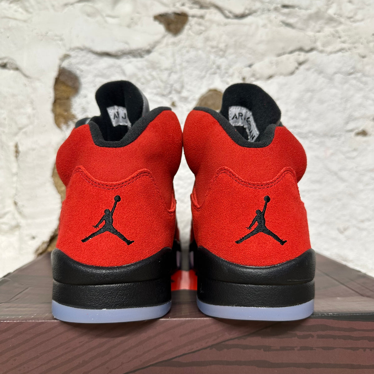Air Jordan 5 Raging Bull (2021) Sz 9 DS