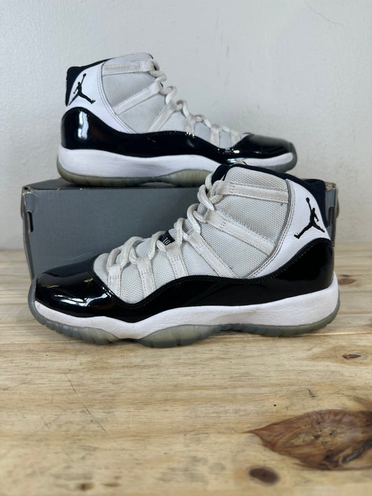 Air Jordan 11 Concord Sz 5.5Y