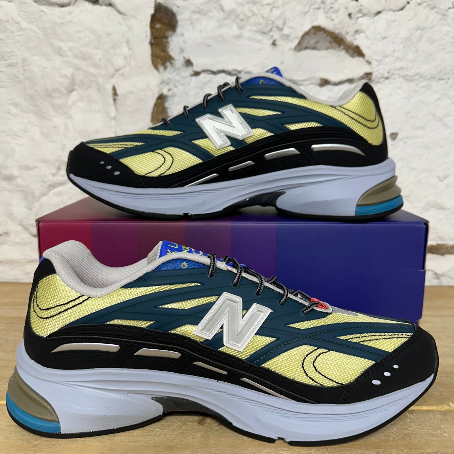 New Balance 2811 Action Bronson Baklava Mikrocpske Sz 10.5 DS