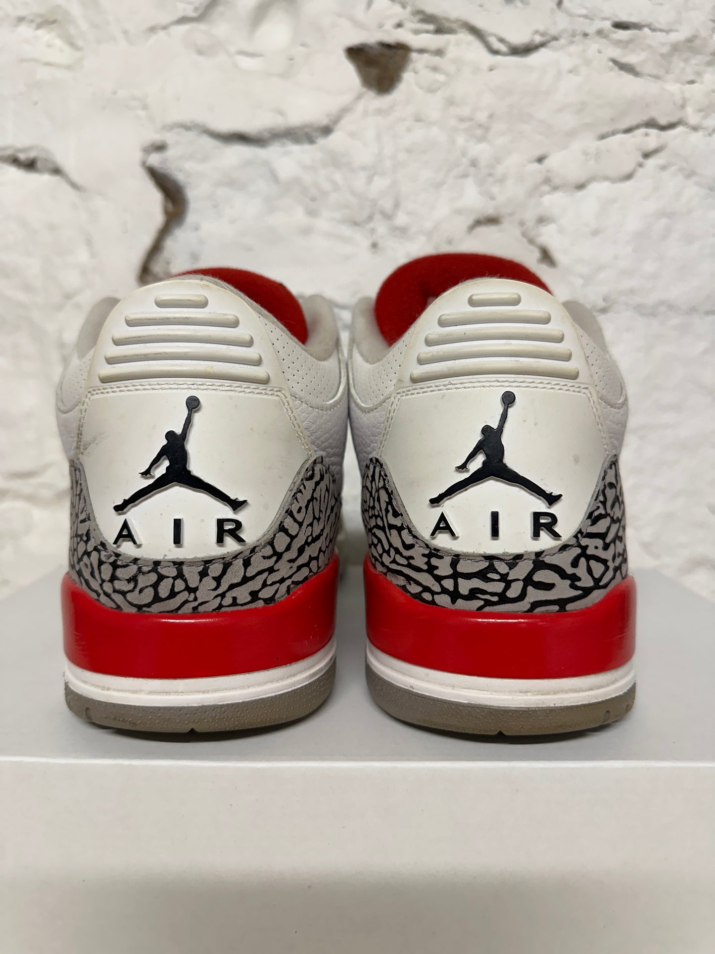 Air Jordan 3 Hall Of Fame Sz 10.5