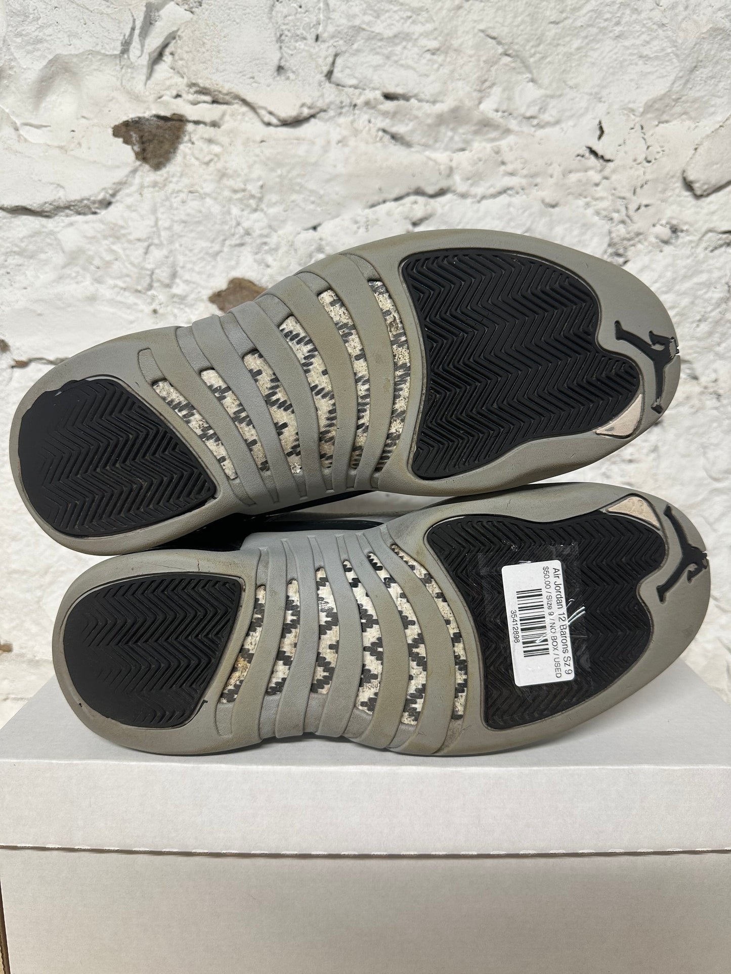 Air Jordan 12 Barons Sz 9