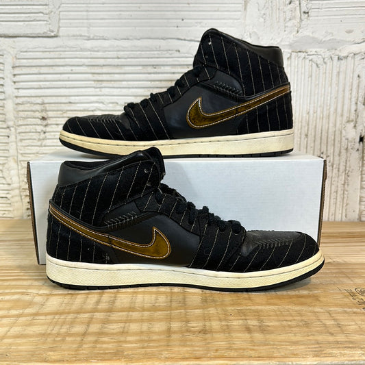Air Jordan 1 Mid Opening Day Black Sz 10.5