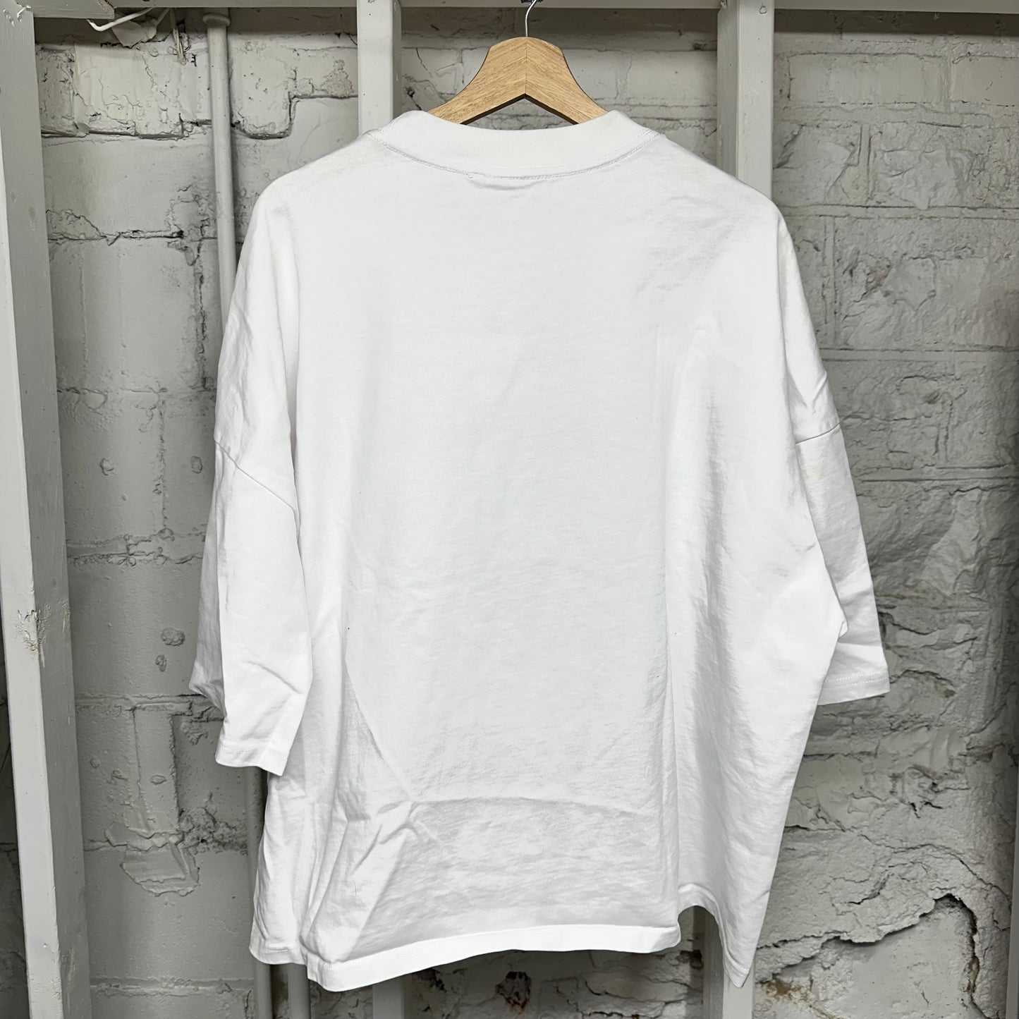 Saint Vanity Brown Griffin White T-Shirt Sz XL