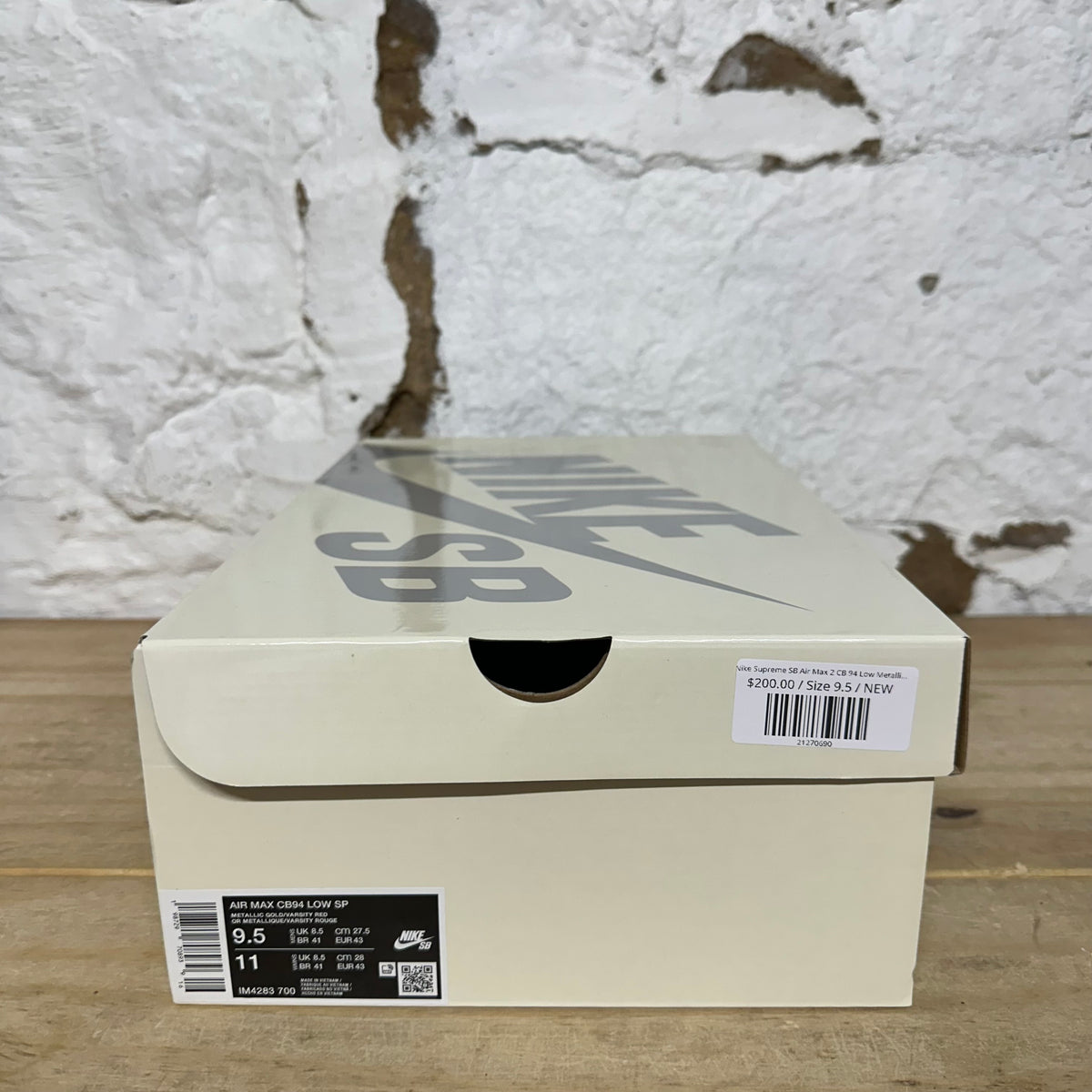 Nike Supreme SB Air Max 2 CB 94 Low Metallic Gold Sz 9.5 DS