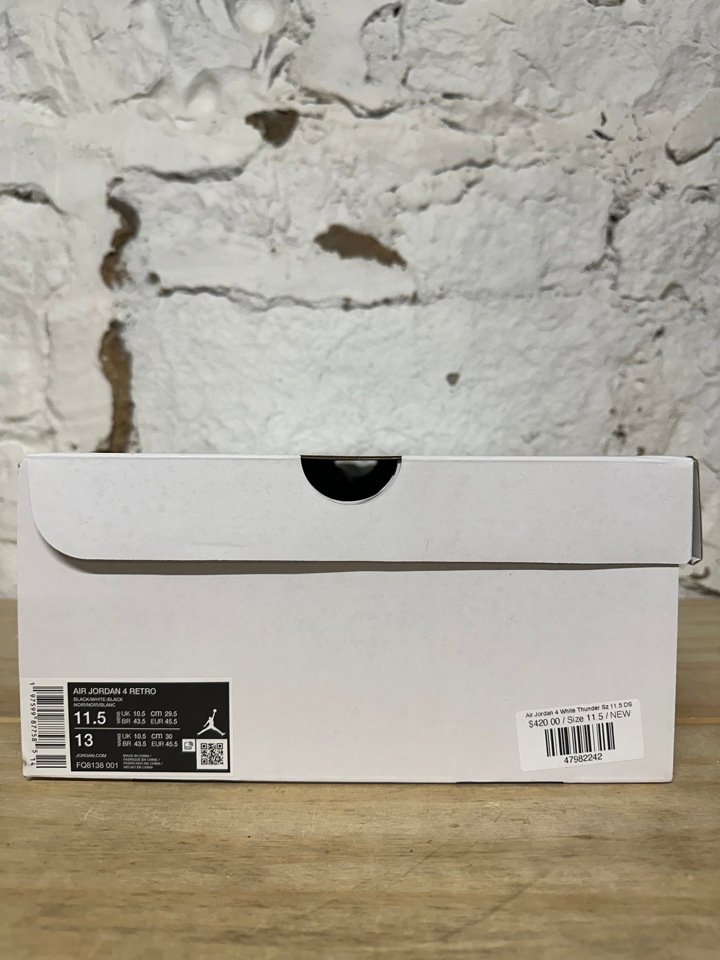 Air Jordan 4 White Thunder Sz 11.5 DS