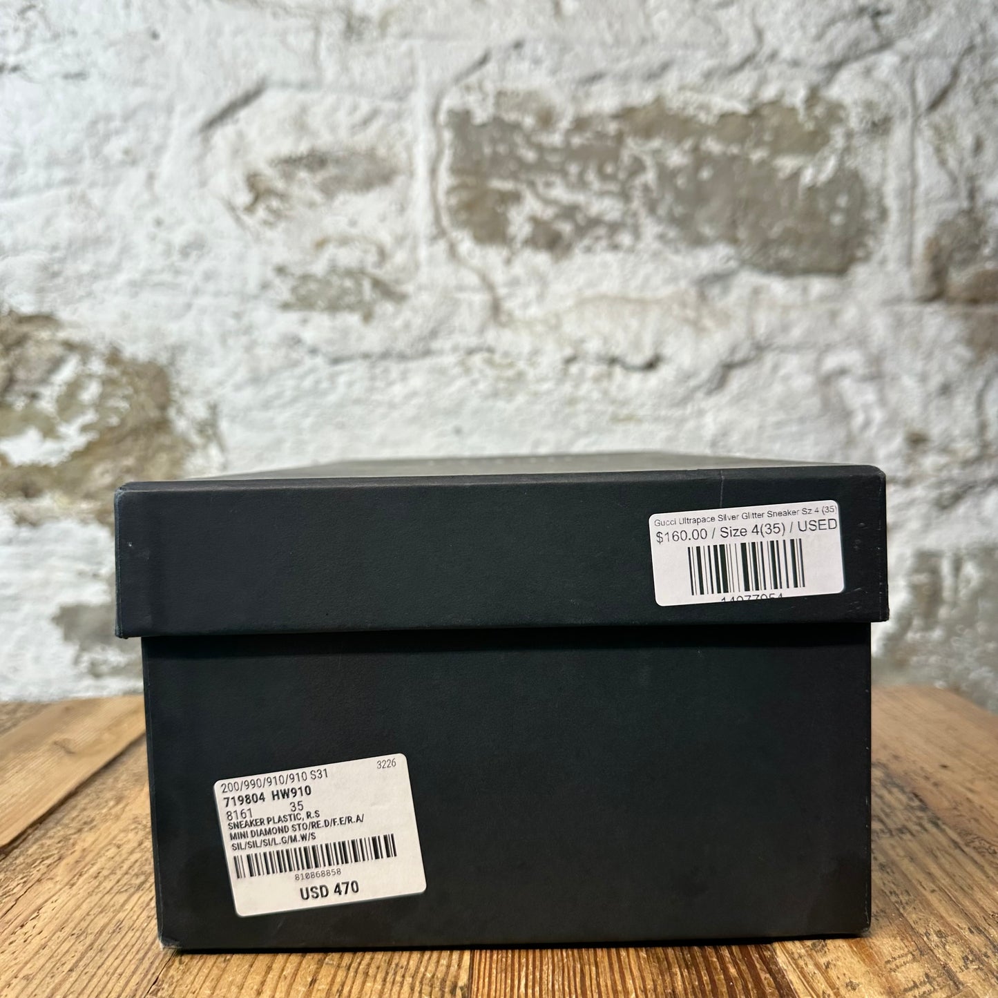 Gucci Ultrapace Silver Glitter Sneaker Sz 4 (35)