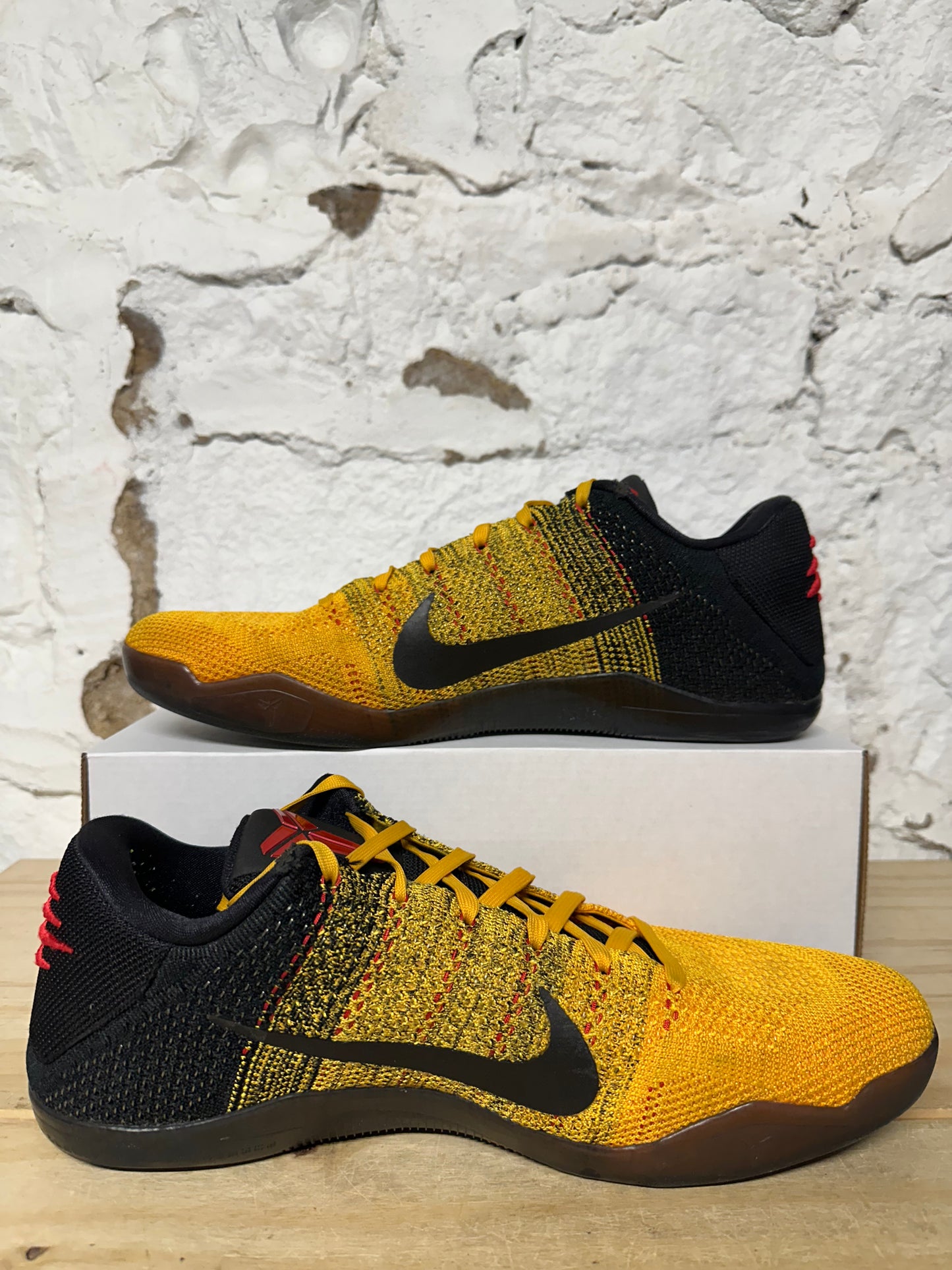 Nike Kobe 11 Elite Low Bruce Lee Sz 15