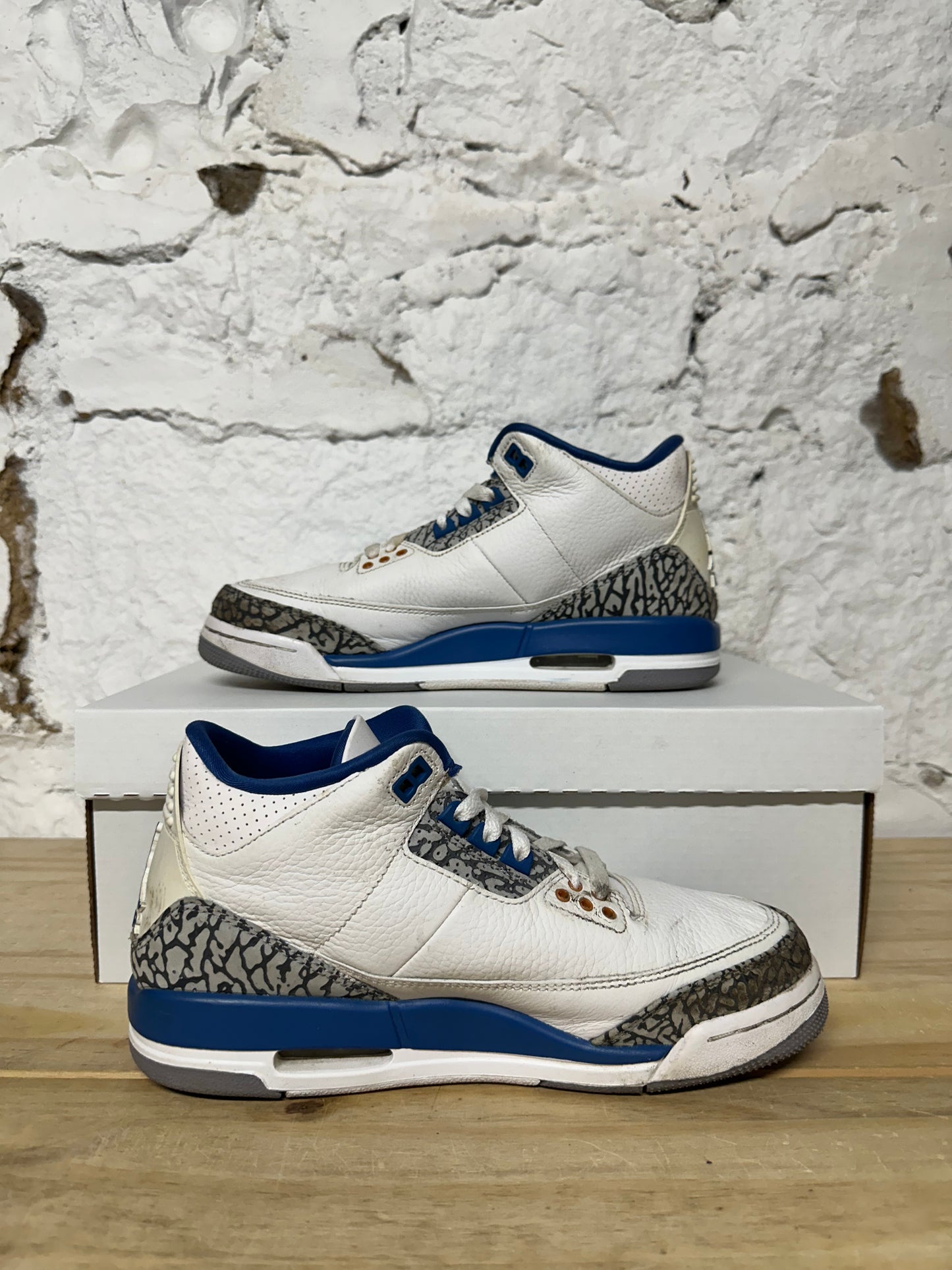 Air Jordan 3 Wizards Sz 6.5Y