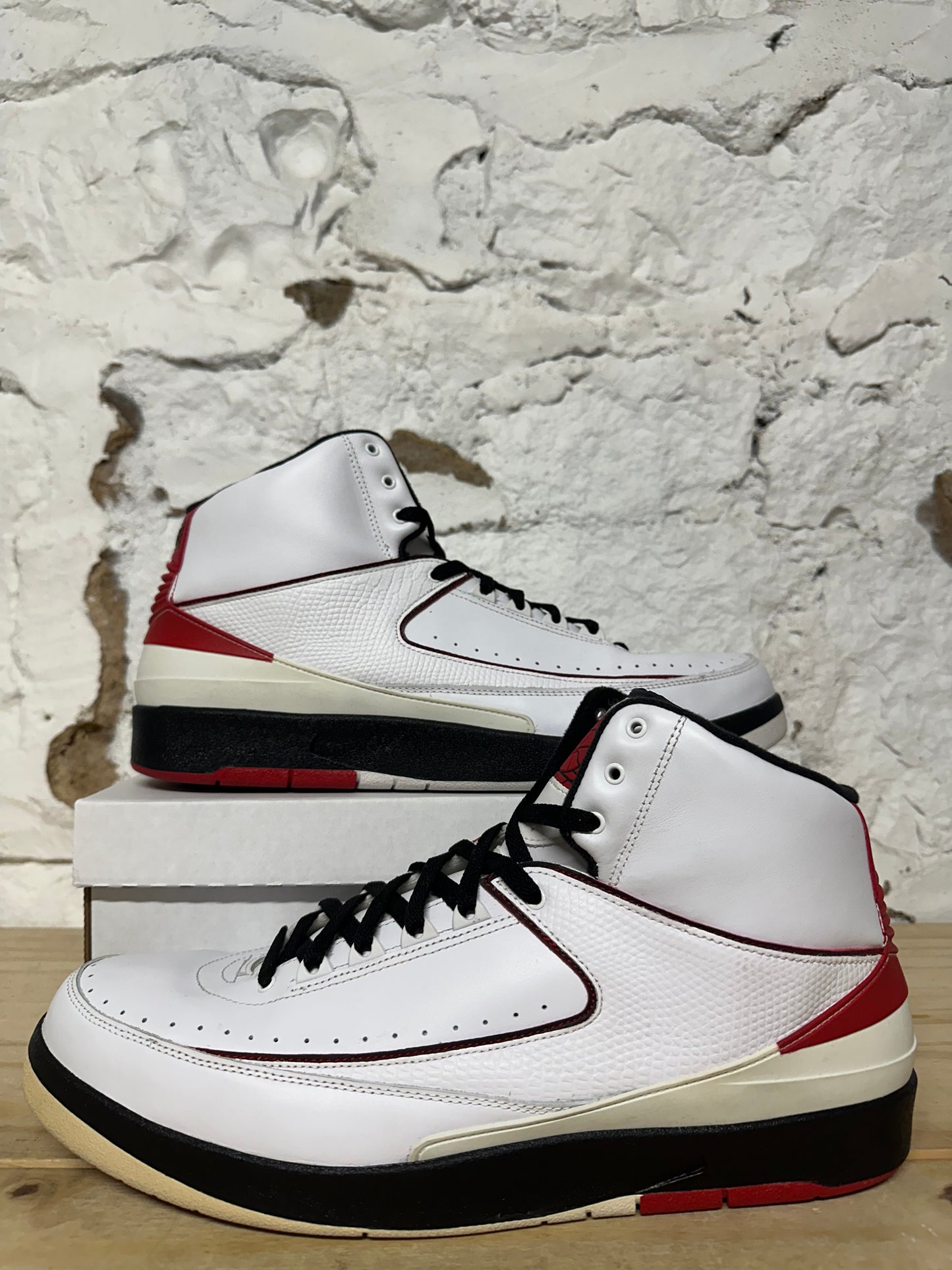 Air Jordan 2 Varisty Red (2010) Sz 15