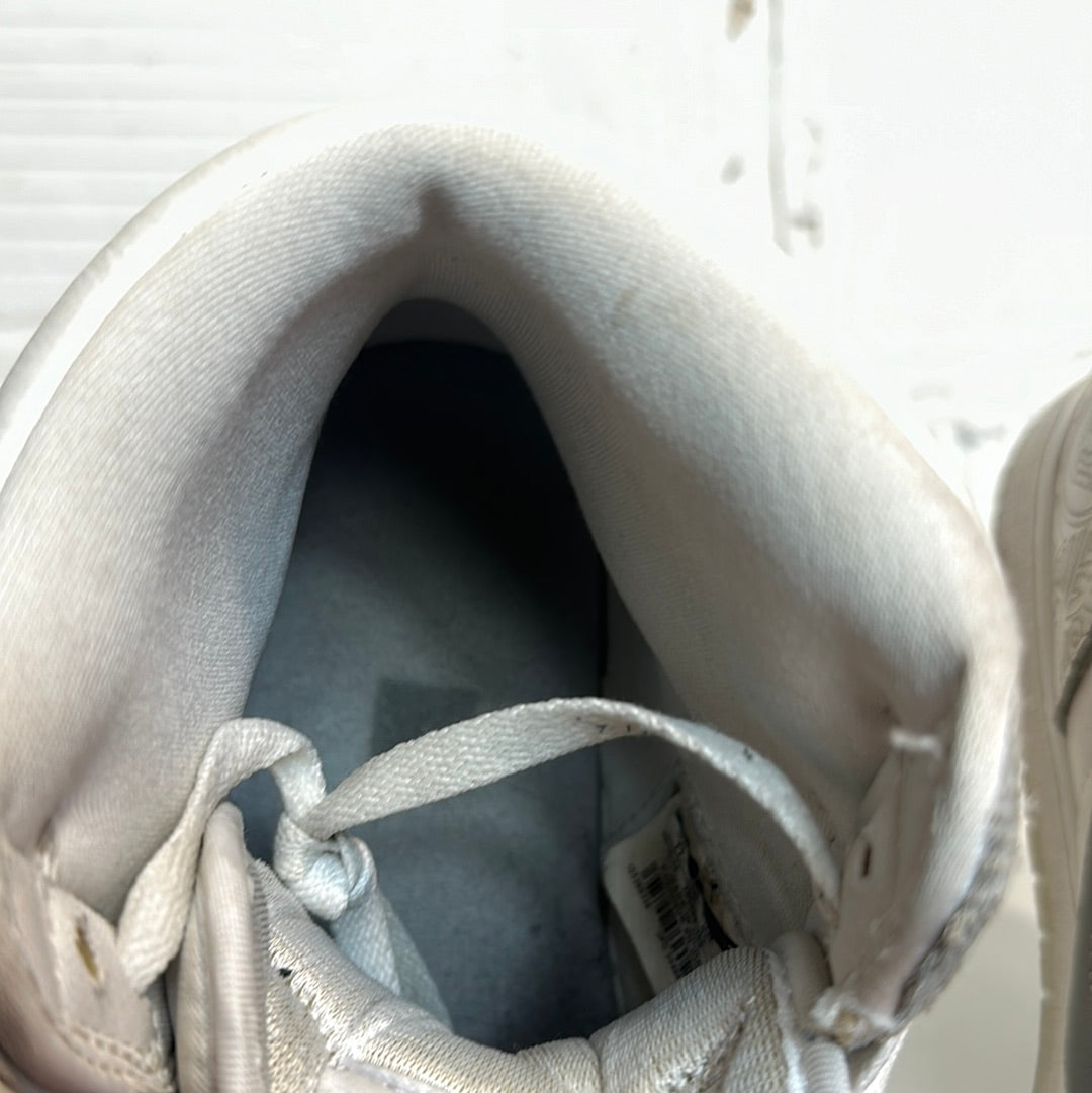 Air Jordan 1 High Laser Sz 11