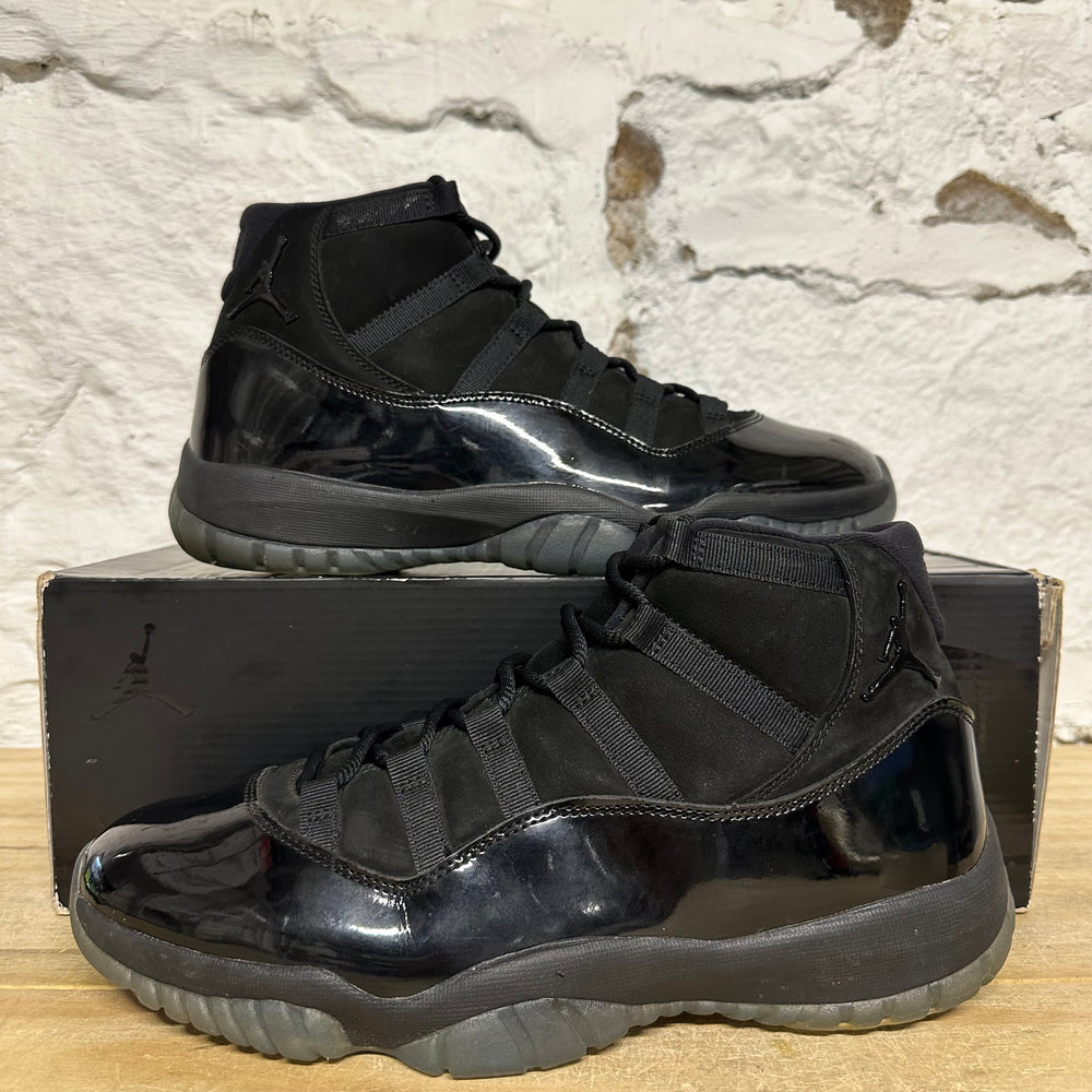 Air Jordan 11 High Cap and Gown Sz 11