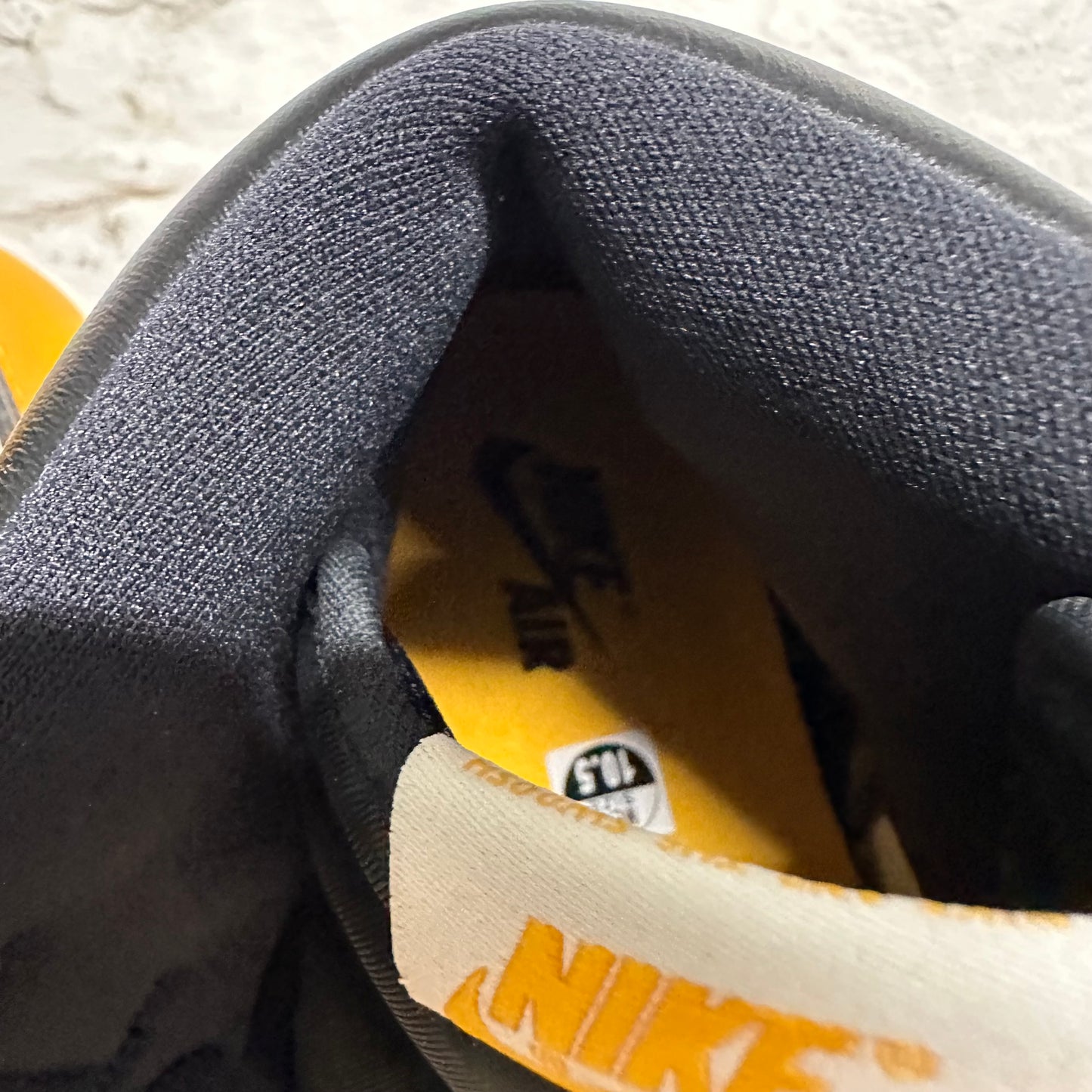 Air Jordan 1 High Taxi Sz 10.5 DS