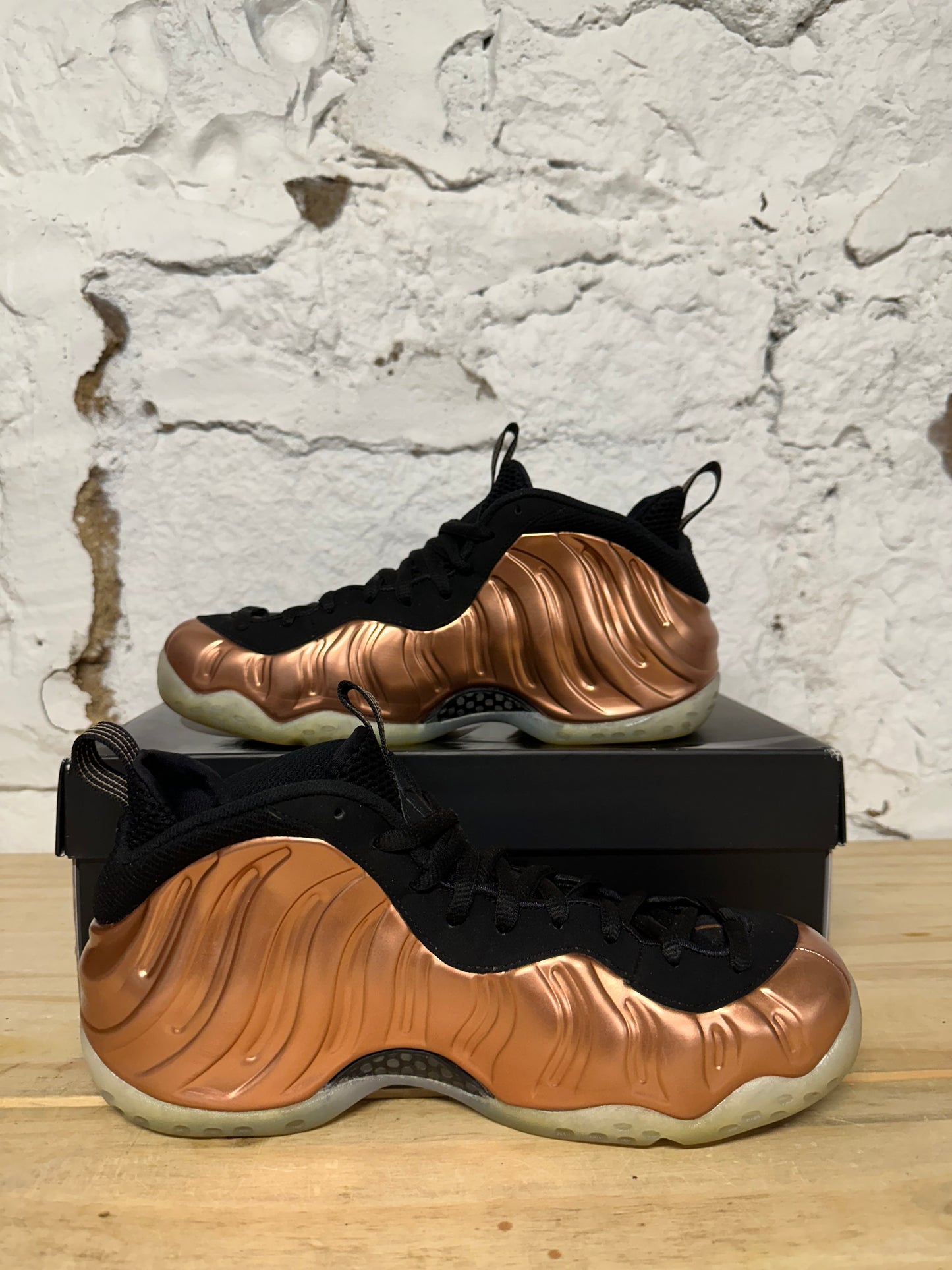 Nike Air Foamposite One Copper Sz 8.5