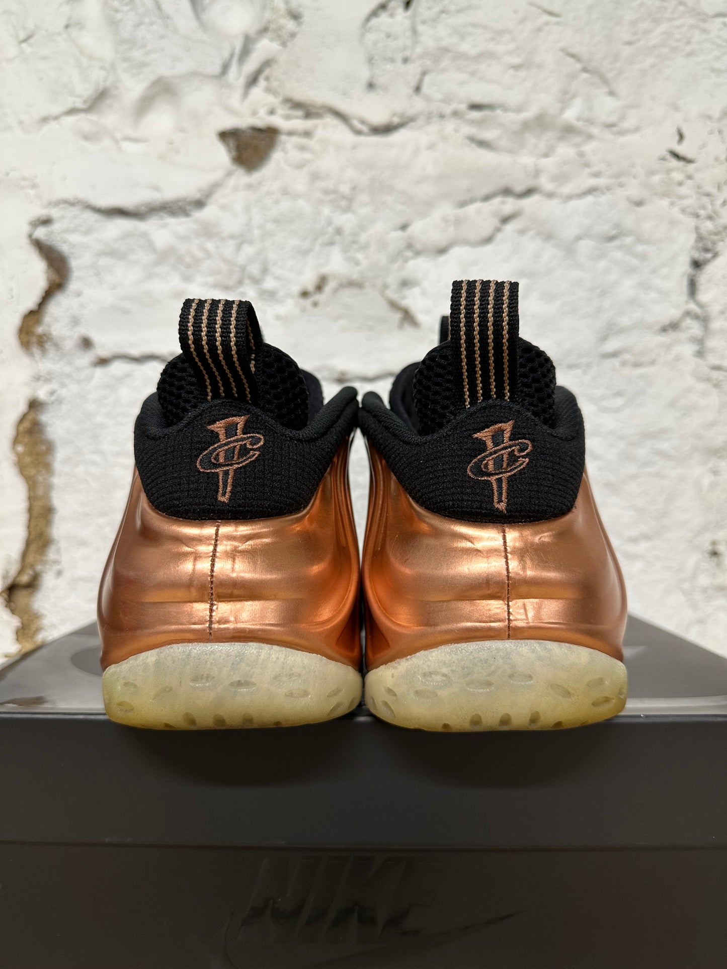 Nike Air Foamposite One Copper Sz 8.5