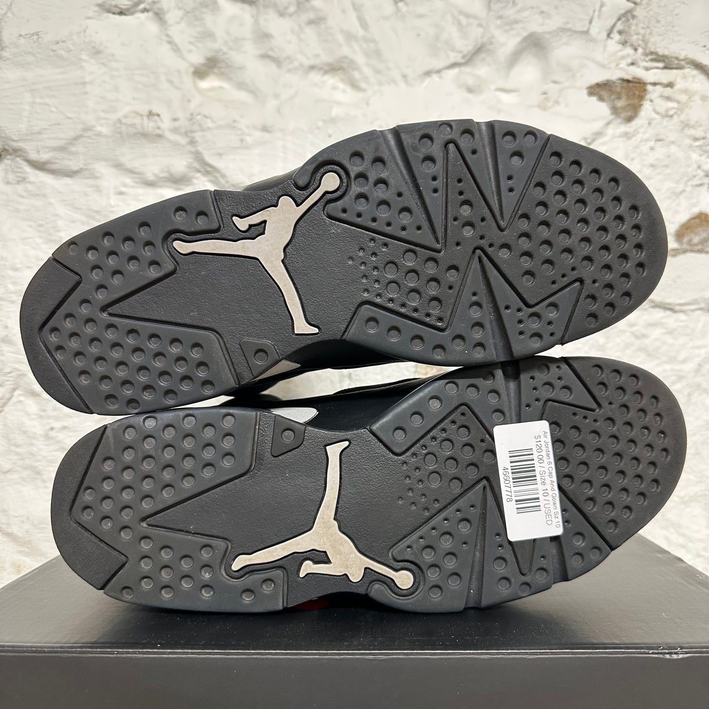 Air Jordan 6 Cap and Gown Sz 10
