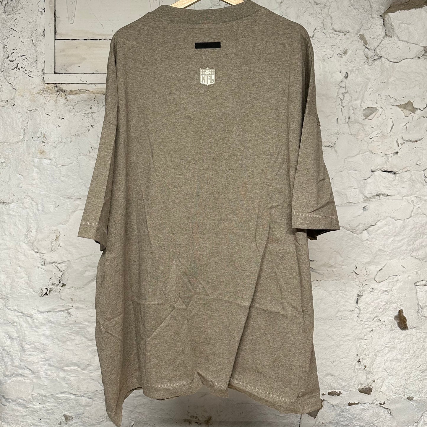 Fear of God Essentials Atlanta Falcons T-Shirt Sz XL DS