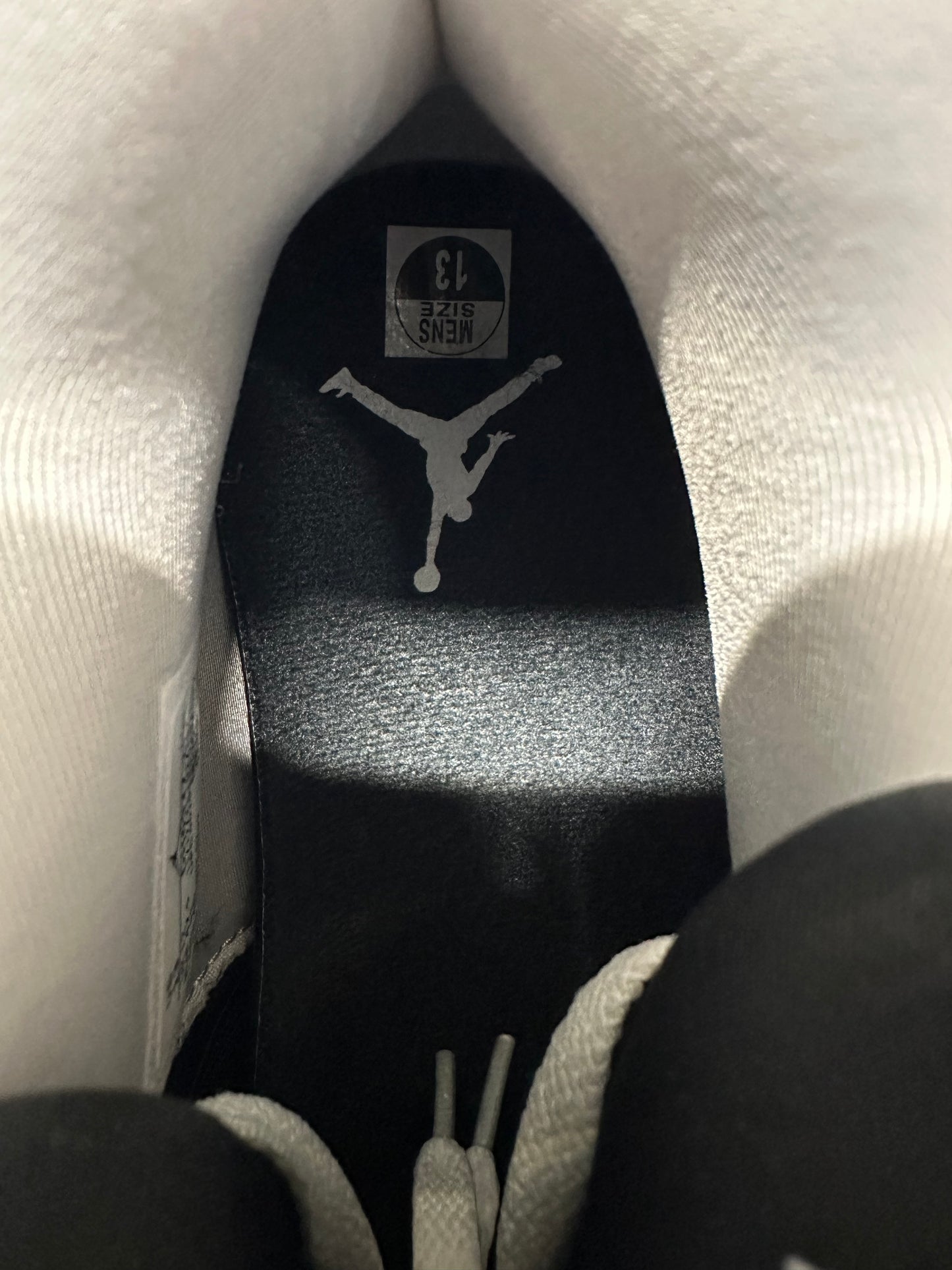 Air Jordan 4 Military Black Sz 13