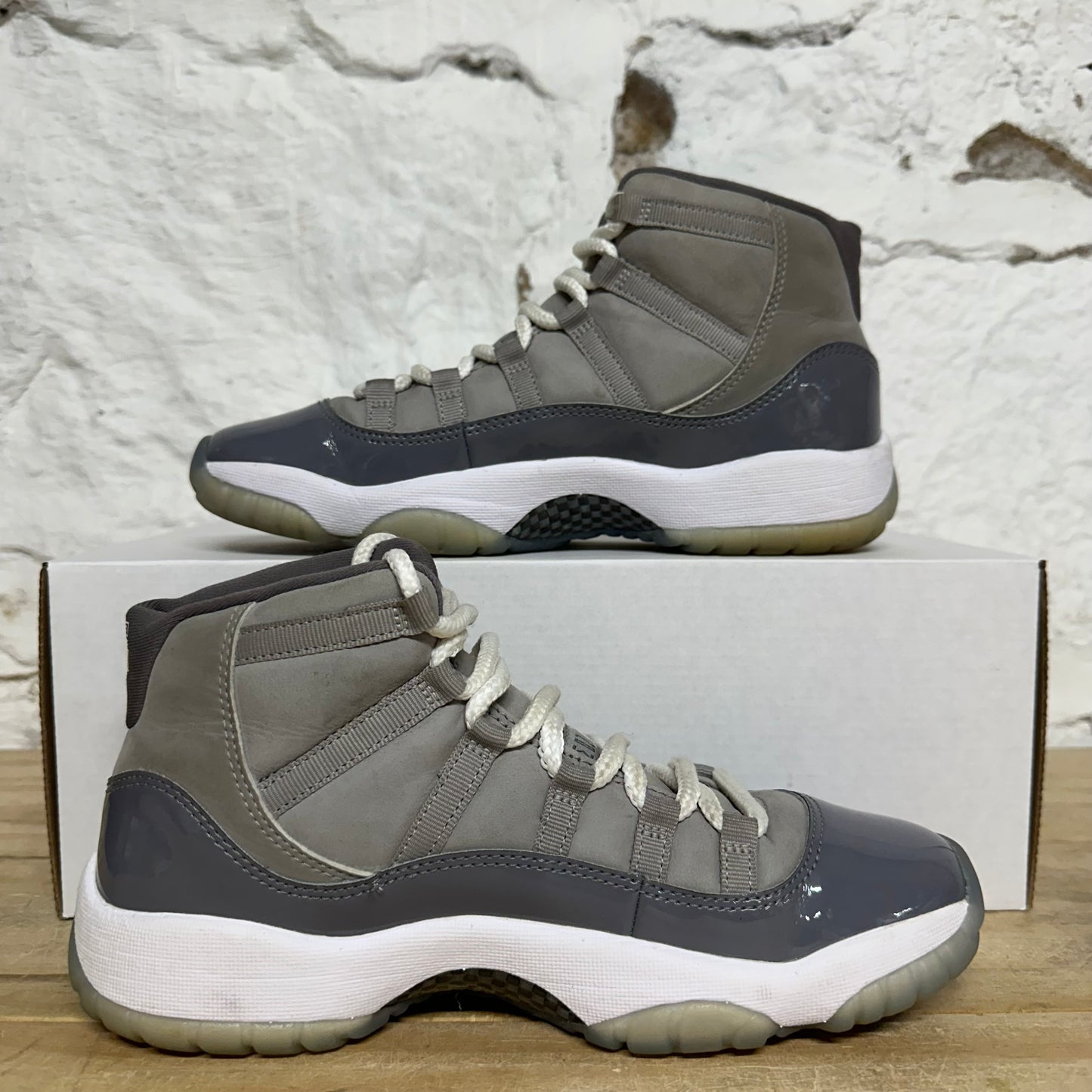 Air Jordan 11 High Cool Grey Sz 6Y