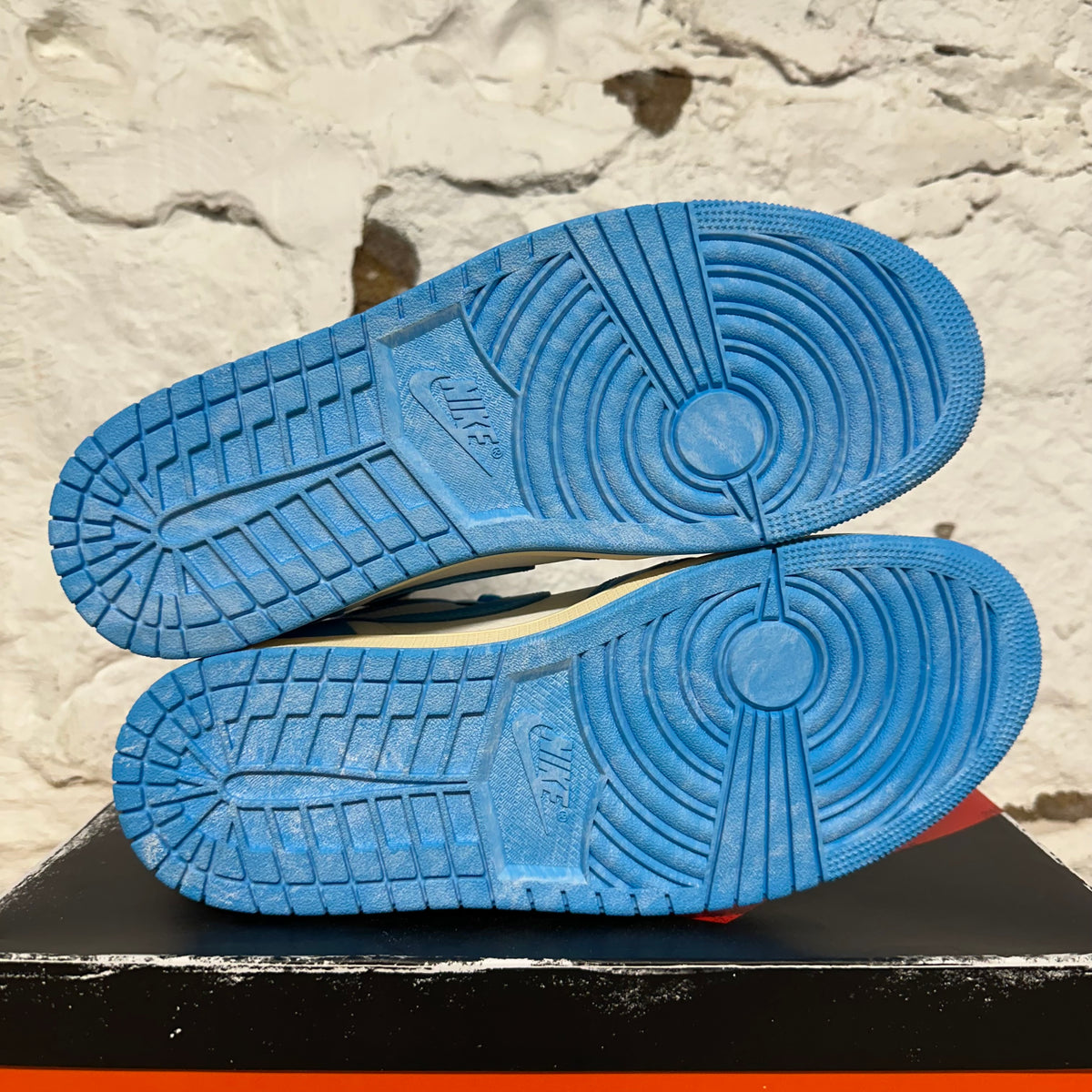 Air Jordan 1 High UNC Reimagined Sz 10
