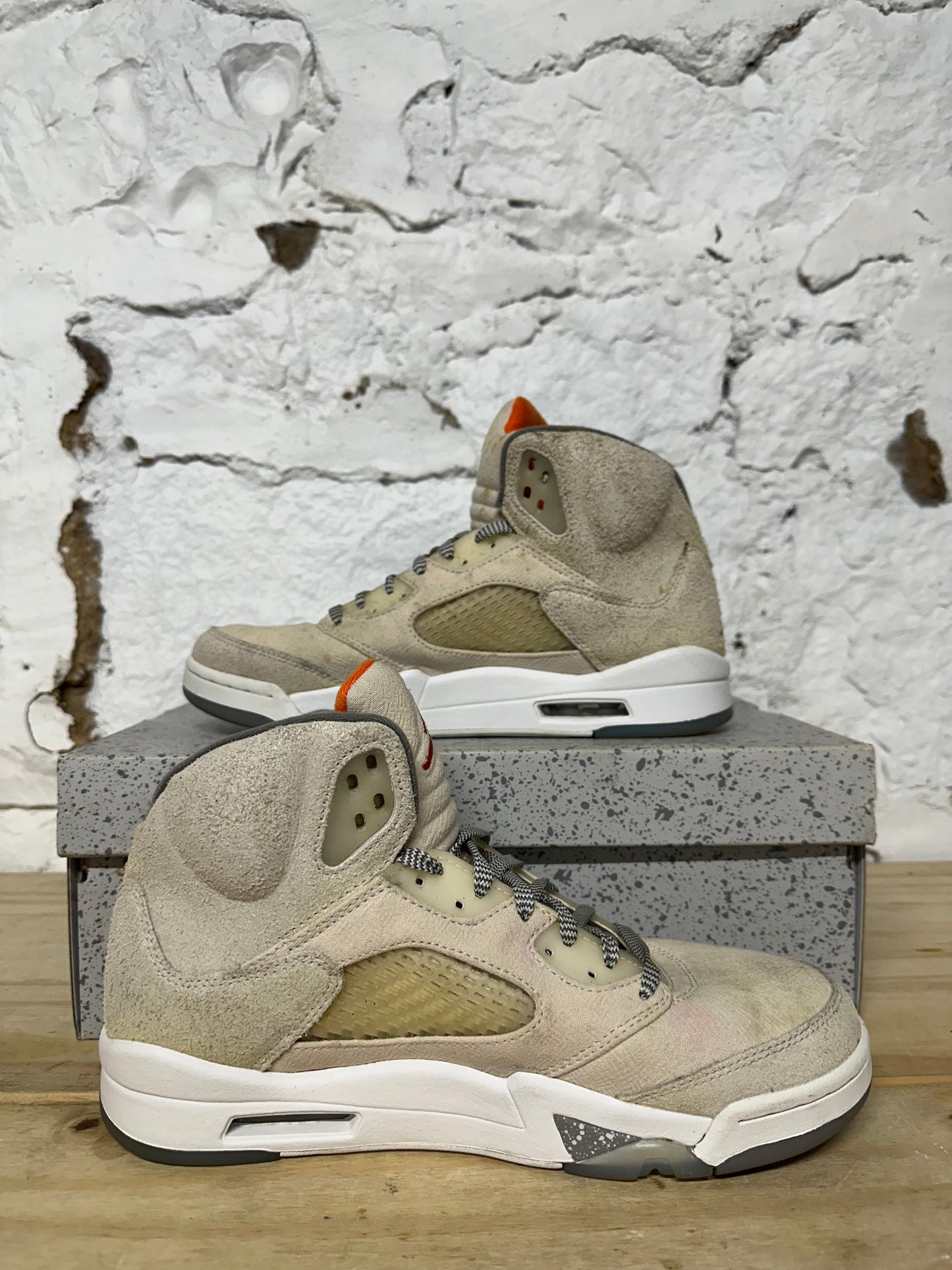 Air Jordan 5 Craft Light Orewood Brown Sz 8.5