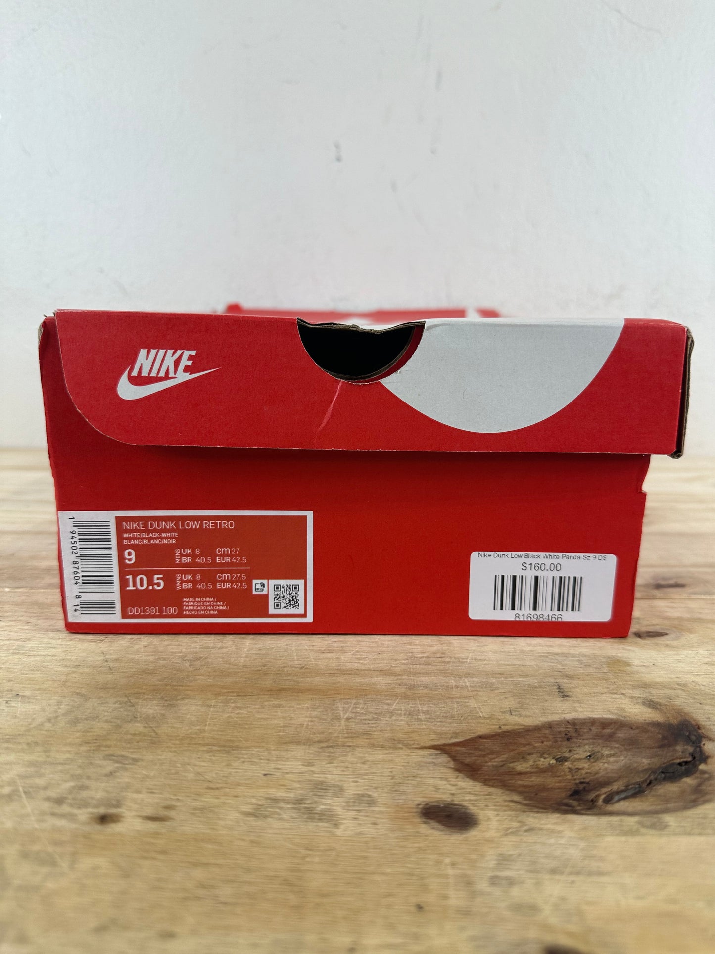 Nike Dunk Low Panda Sz 9 DS