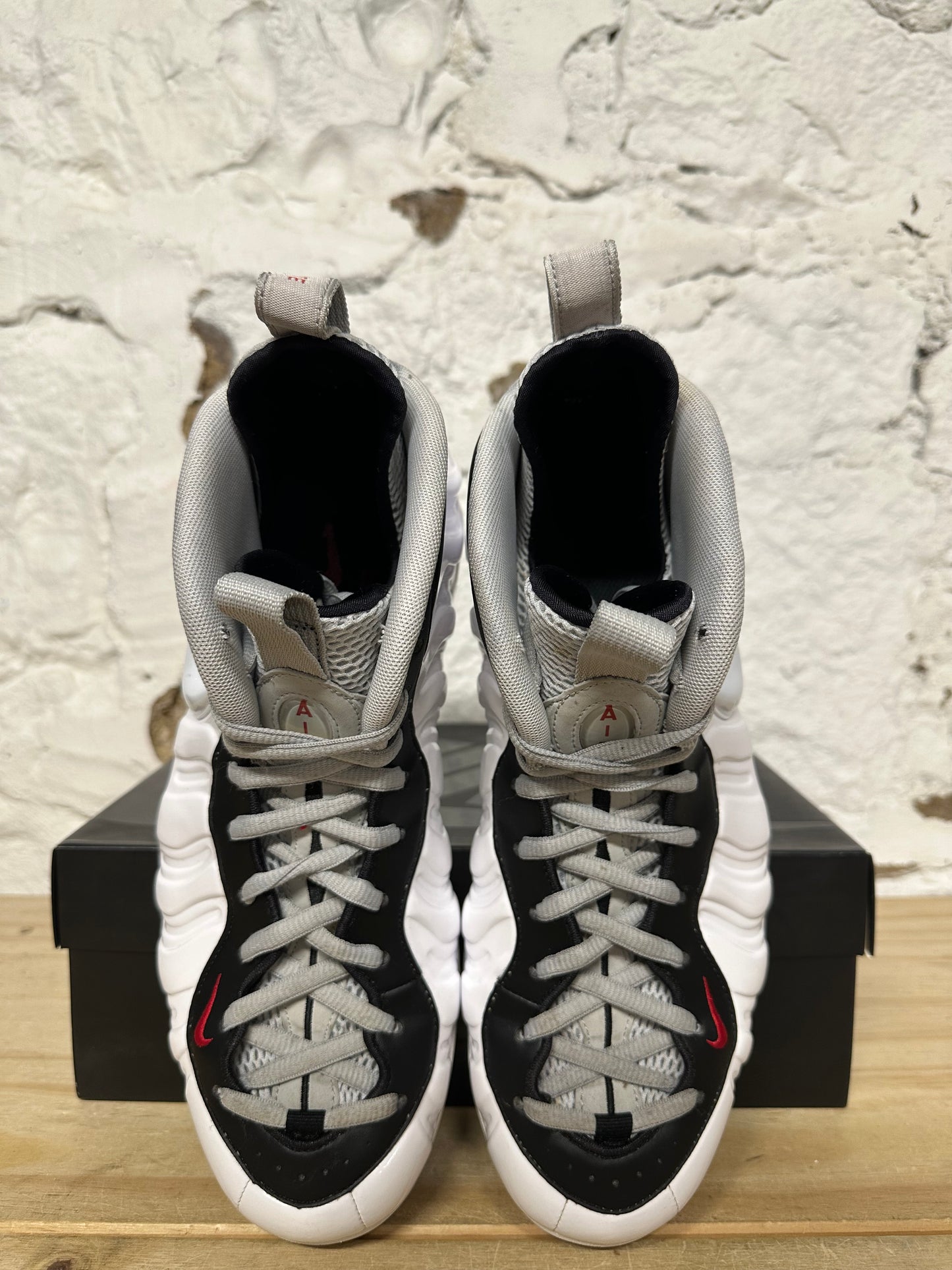 Nike Air Foamposite One Chrome White Sz 11
