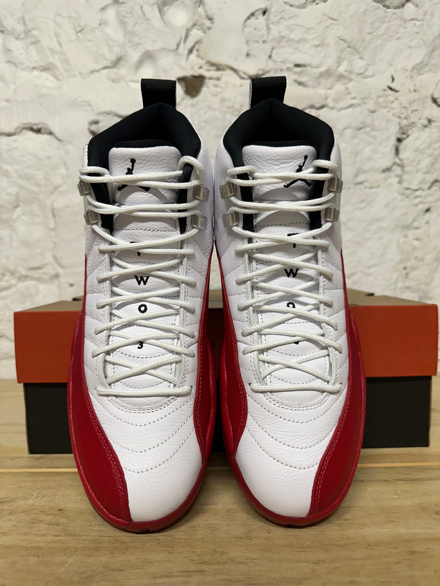 Air Jordan 12 Cherry Sz 10 DS