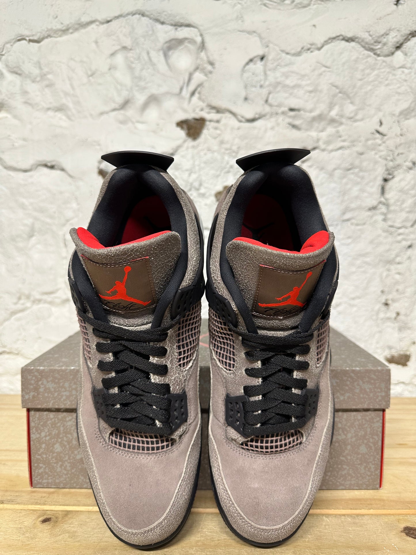 Air Jordan 4 Taupe Haze Sz 13
