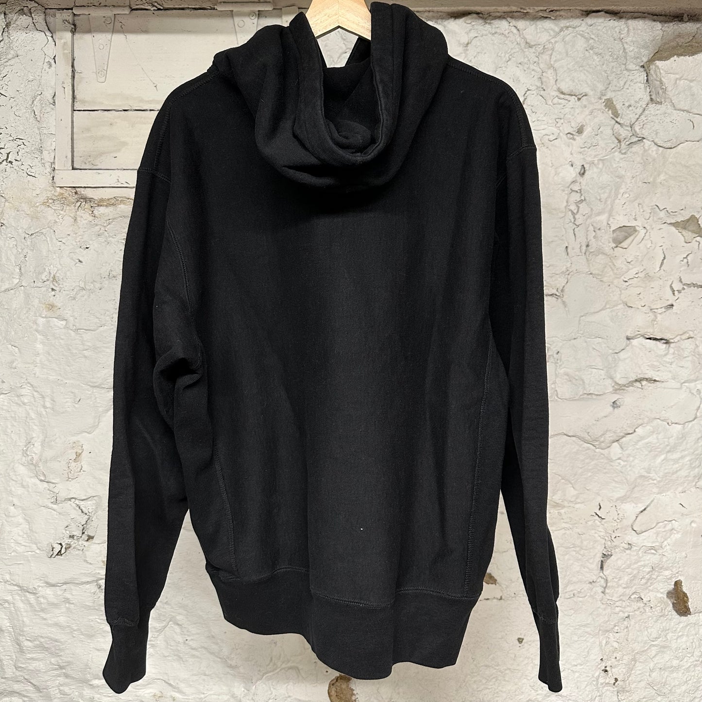 Supreme Chest Spellout Black Hoodie Sz M