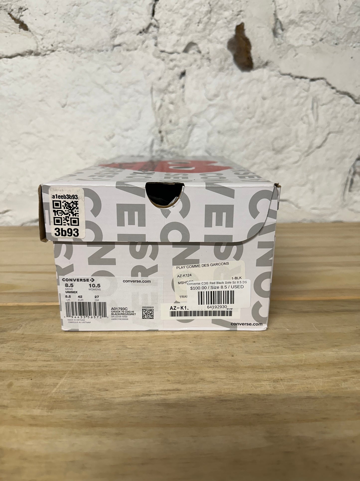 Converse CDG Red Black Sole Sz 8.5 DS