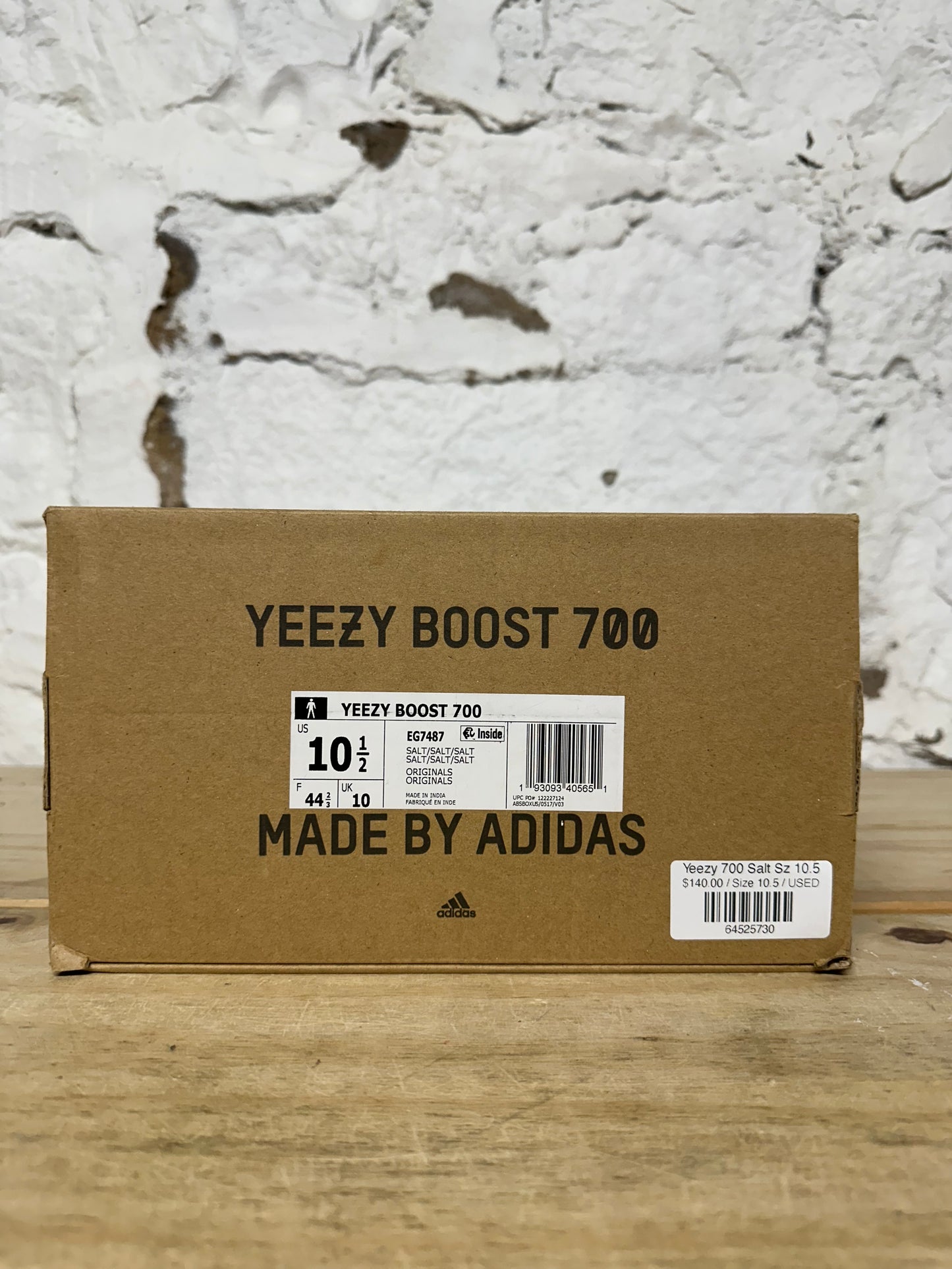 Yeezy 700 Salt Sz 10.5