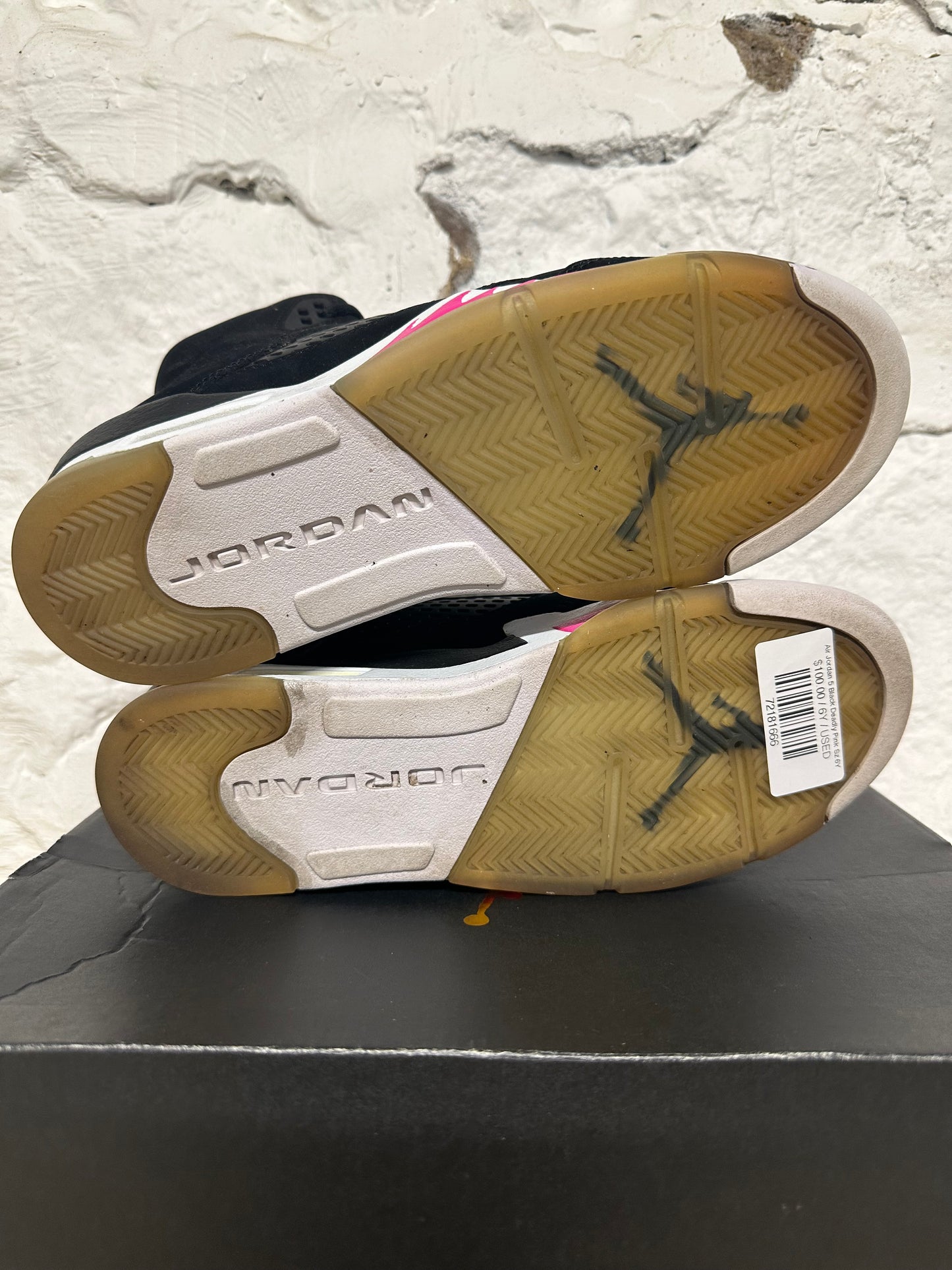 Air Jordan 5 Black Deadly Pink Sz 6Y