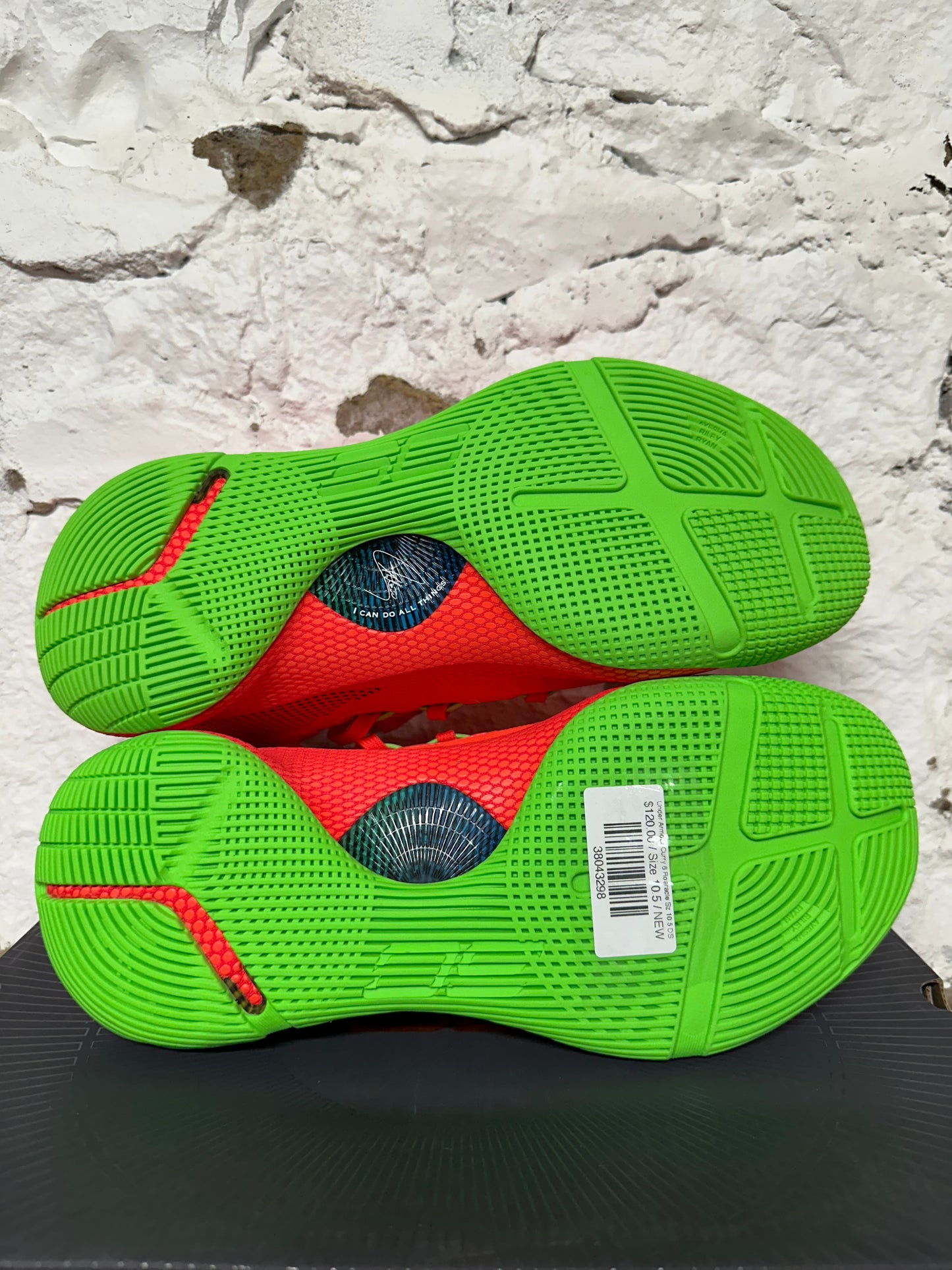 Under Armour Curry 6 Roaracle Sz 10.5 DS