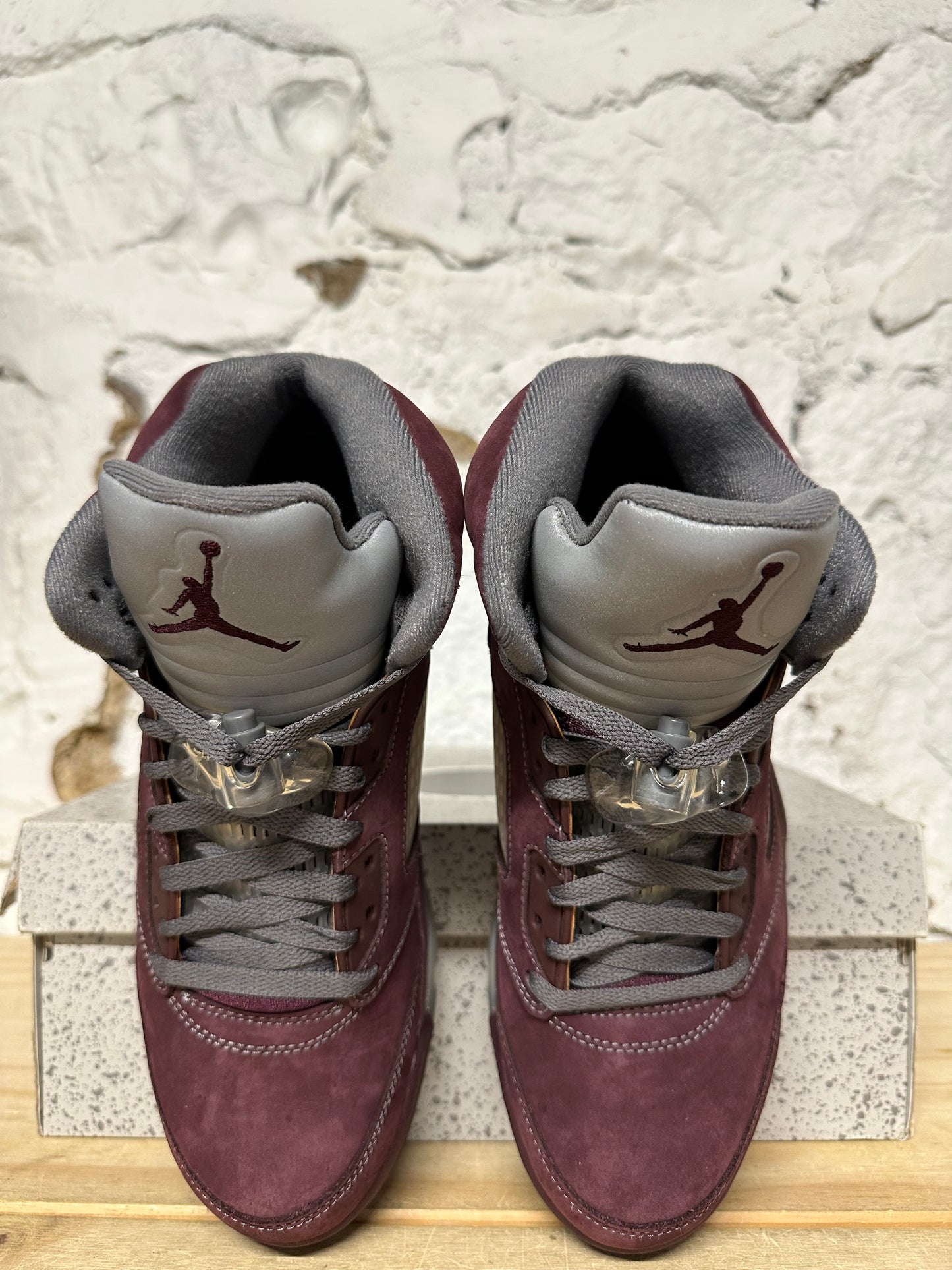 Air Jordan 5 Burgundy Sz 9.5