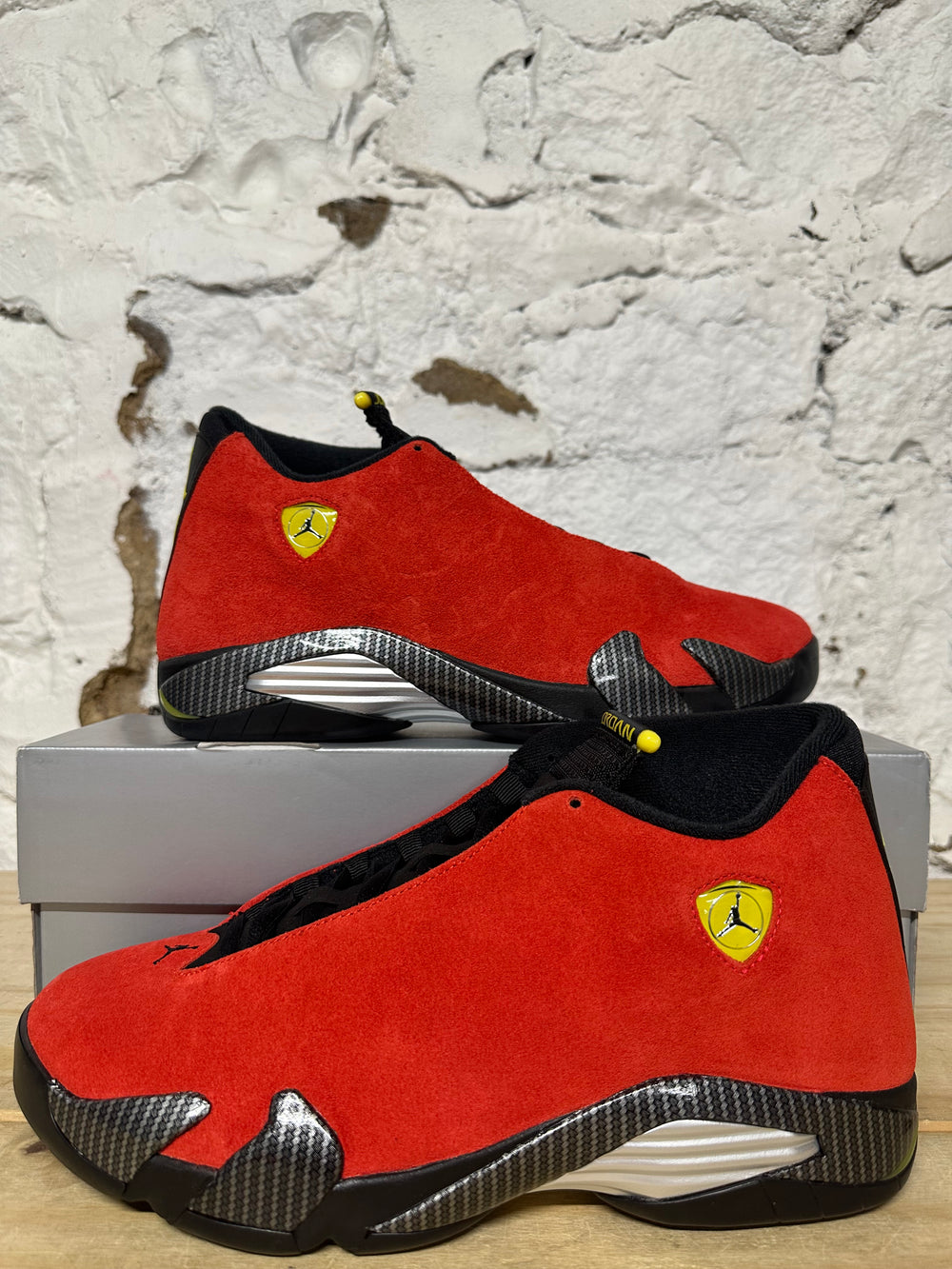 Air Jordan 14 Ferrari Sz 10.5 DS