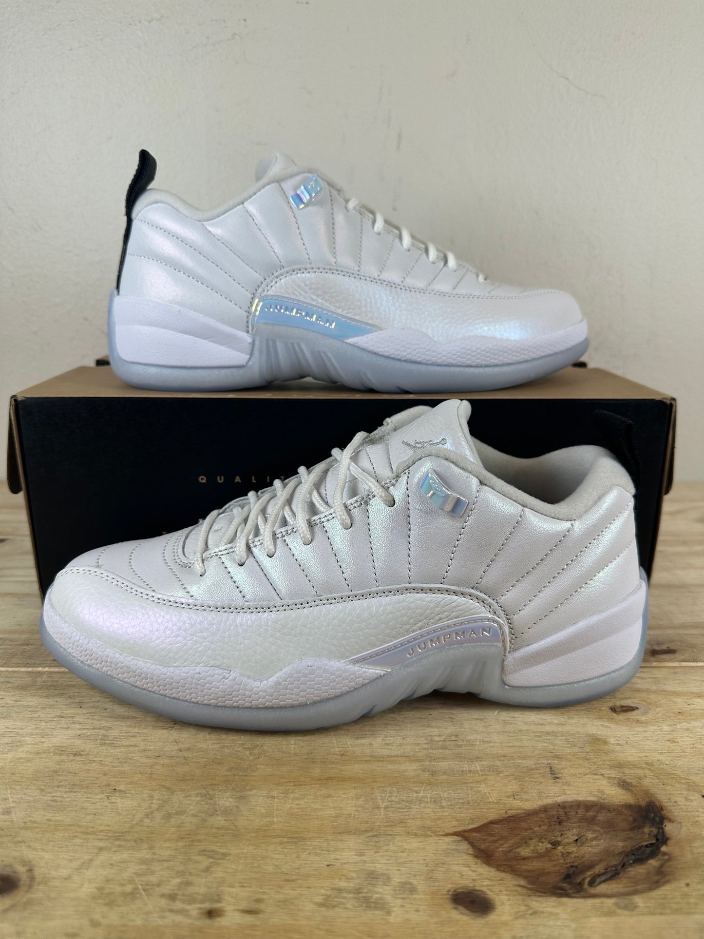 Air Jordan 12 Low Easter Sz 8 DS