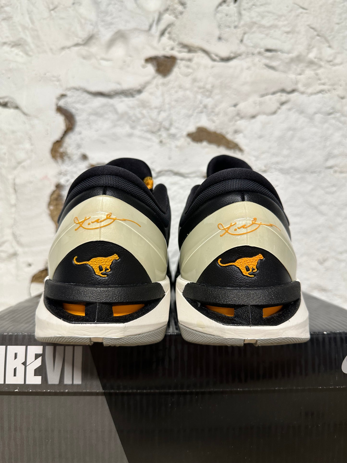 Nike Kobe 7 Cheetah Sz 10 DS