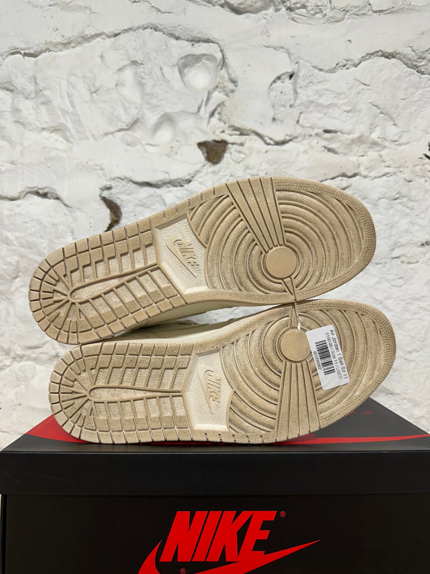 Air Jordan 1 High Sail Sz 11