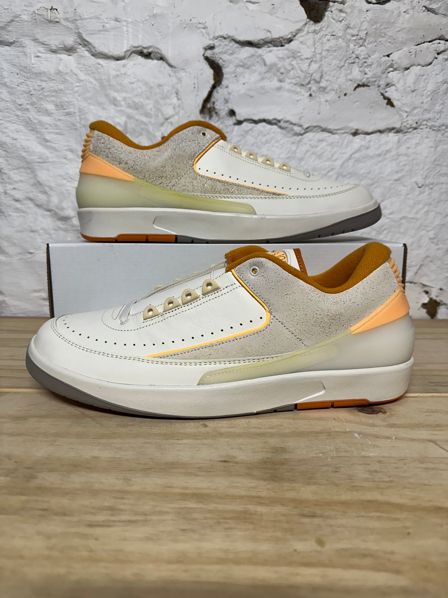 Air Jordan 2 Low Melon Mint Sz 14 DS