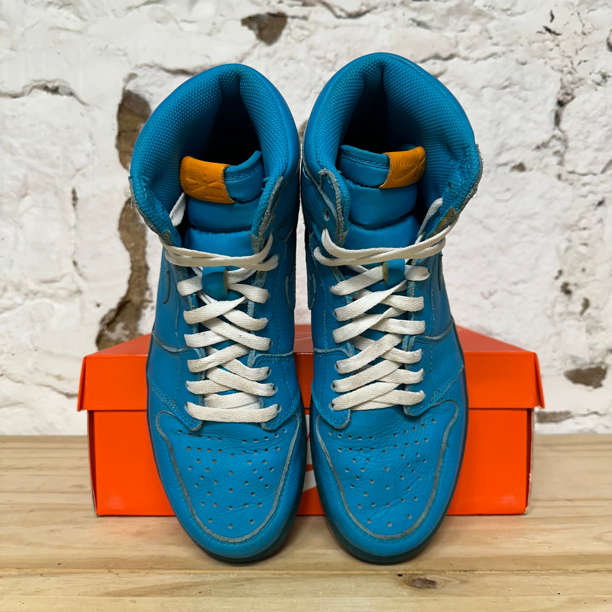Air Jordan 1 High Gatorade Blue Lagoon Sz 9