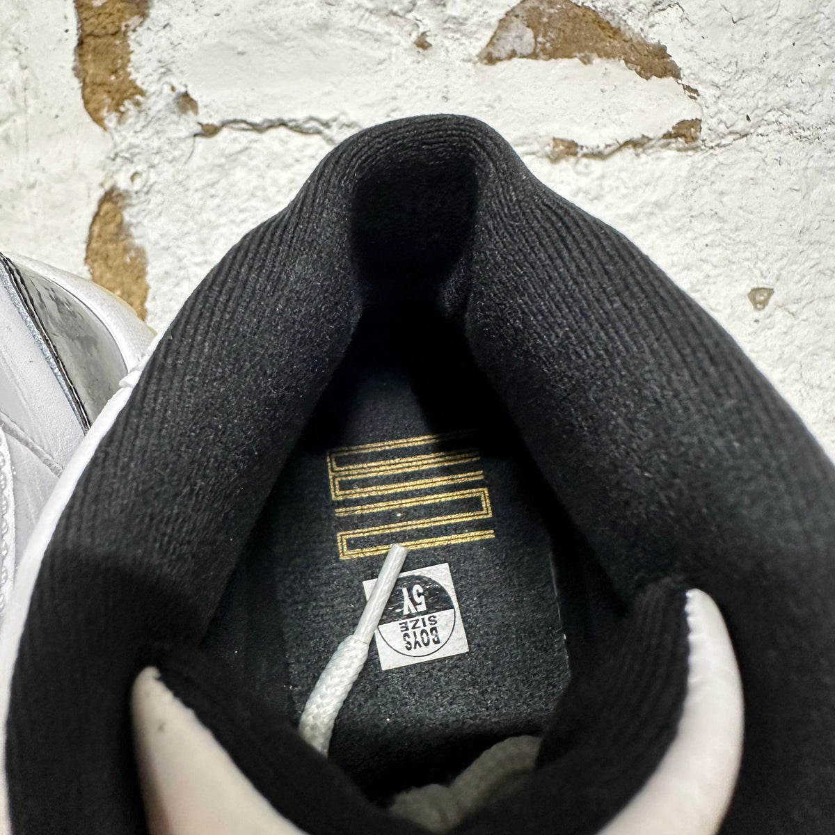 Air Jordan 11 High DMP Gratitude (2023) Sz 5Y