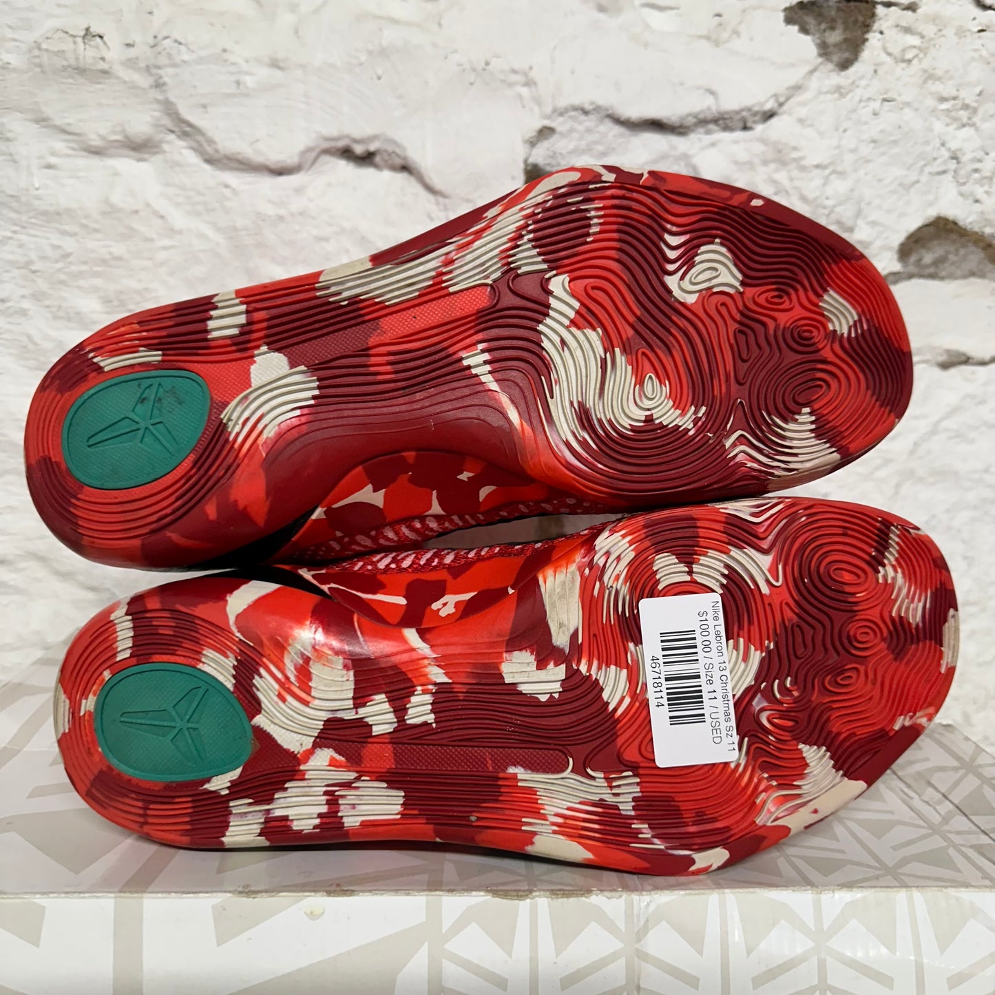 Nike LeBron 13 Christmas Sz 11