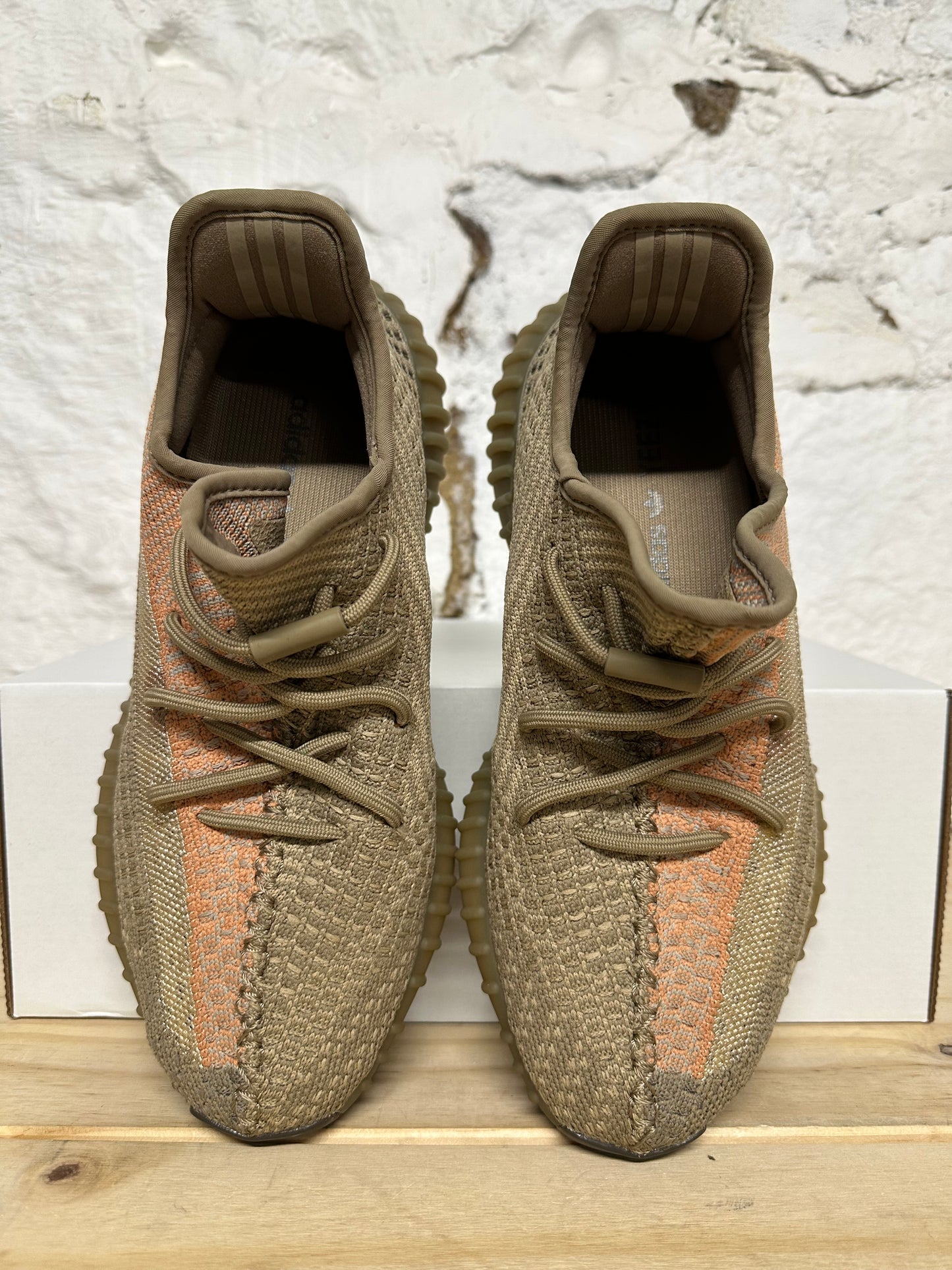Yeezy 350 V2 Sand Taupe Sz 8