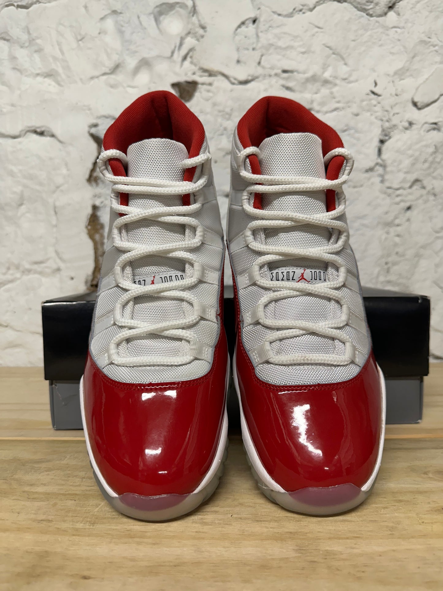 Air Jordan 11 High Cherry Sz 13