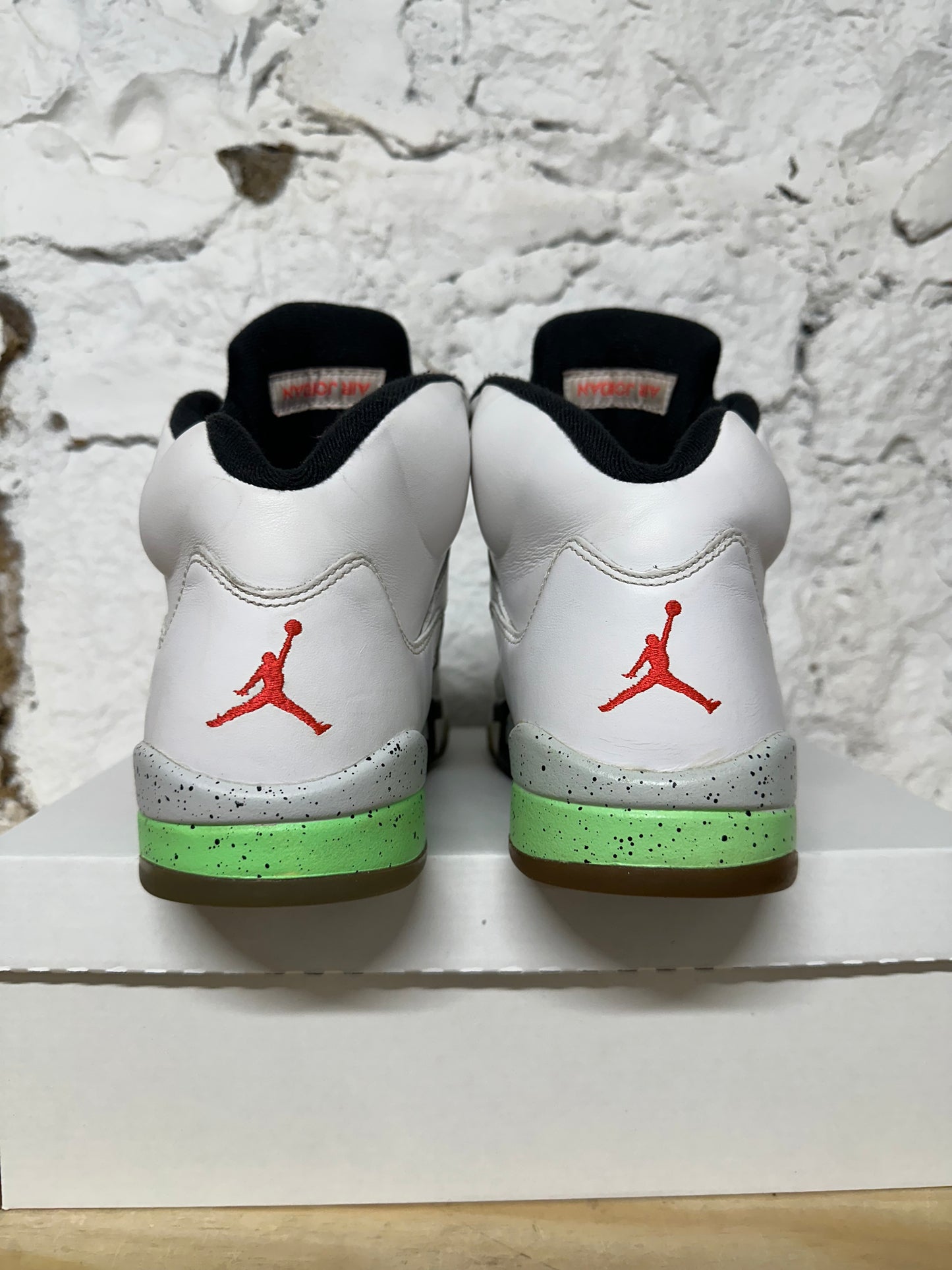 Air Jordan 5 Poison Green Sz 10.5