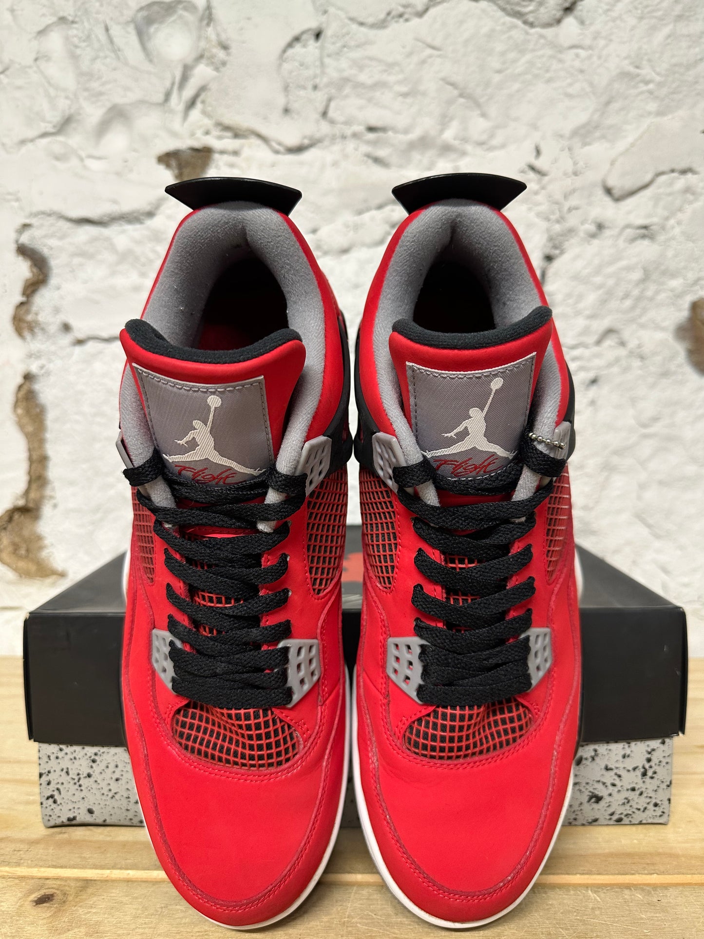 Air Jordan 4 Toro Sz 12